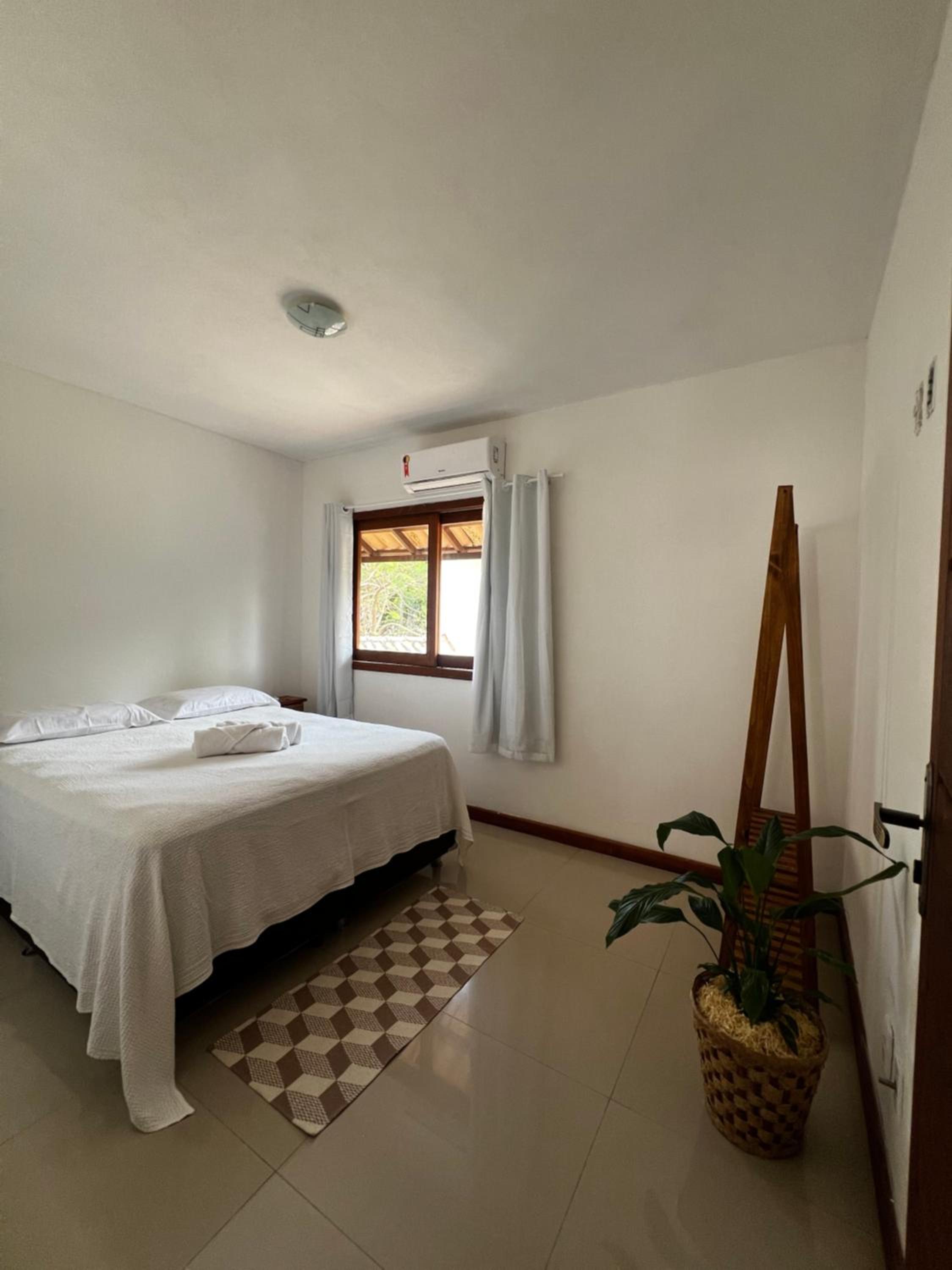 Apartamento Novo ao lado da Rua Mucugê com Ar, Wi-Fi, Estacionamento