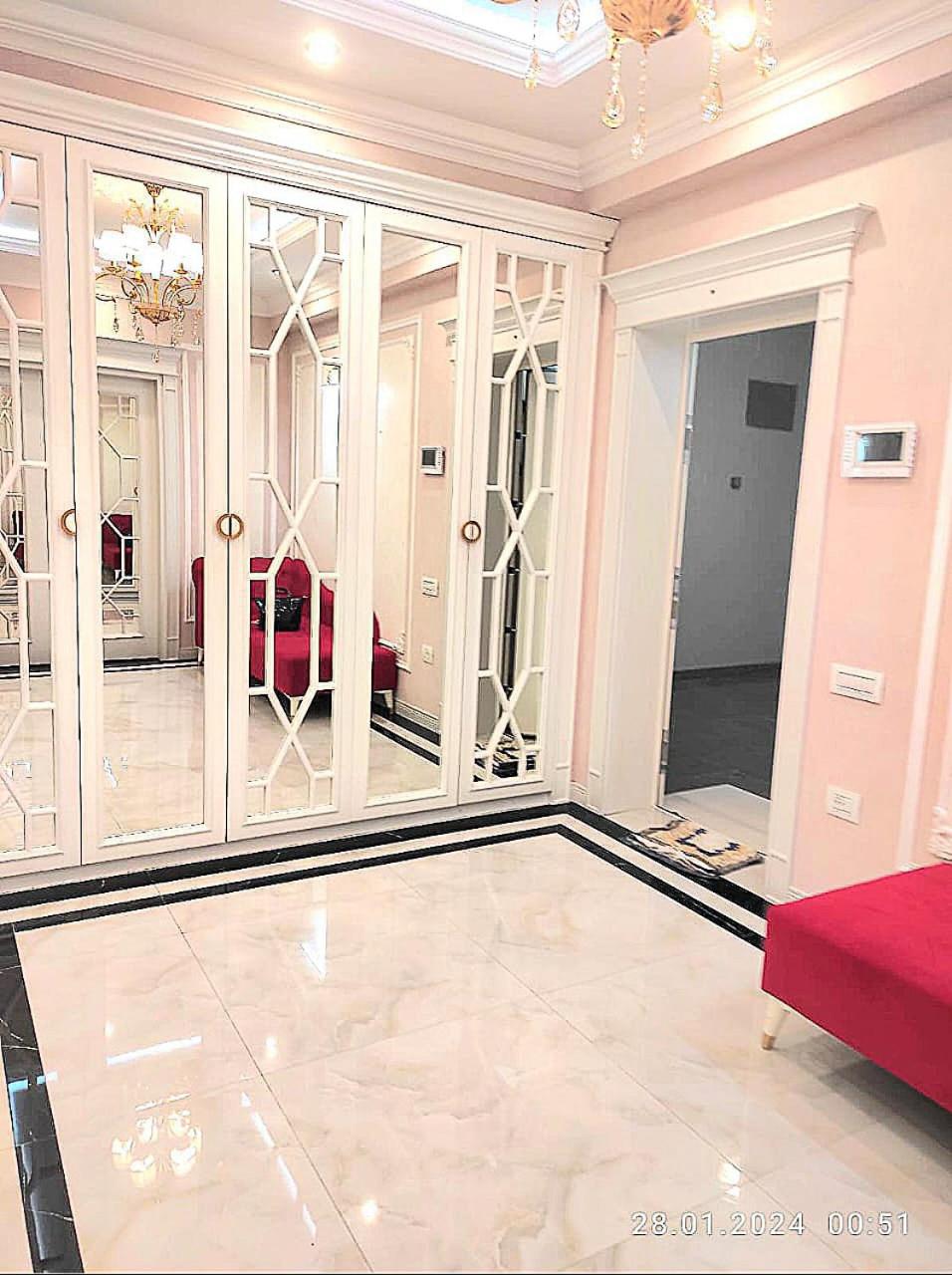 Apartment in the center, with 2 bedrooms!