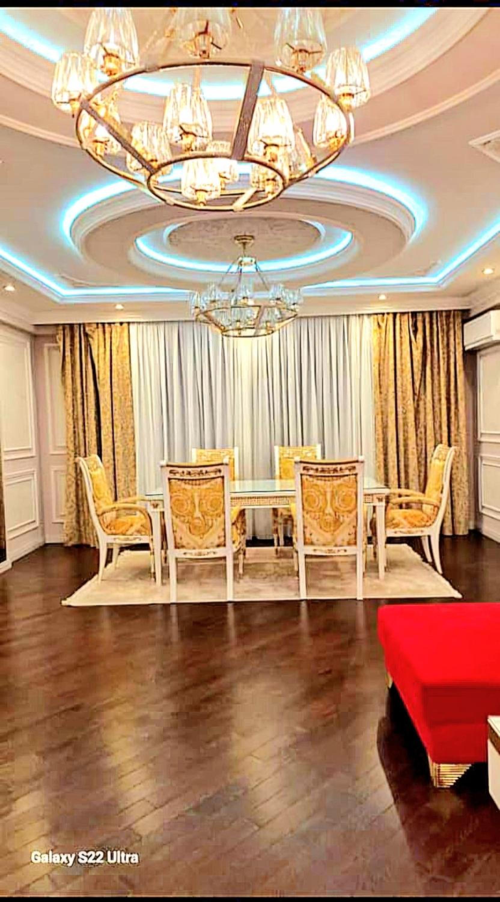 Apartment in the center, with 2 bedrooms!