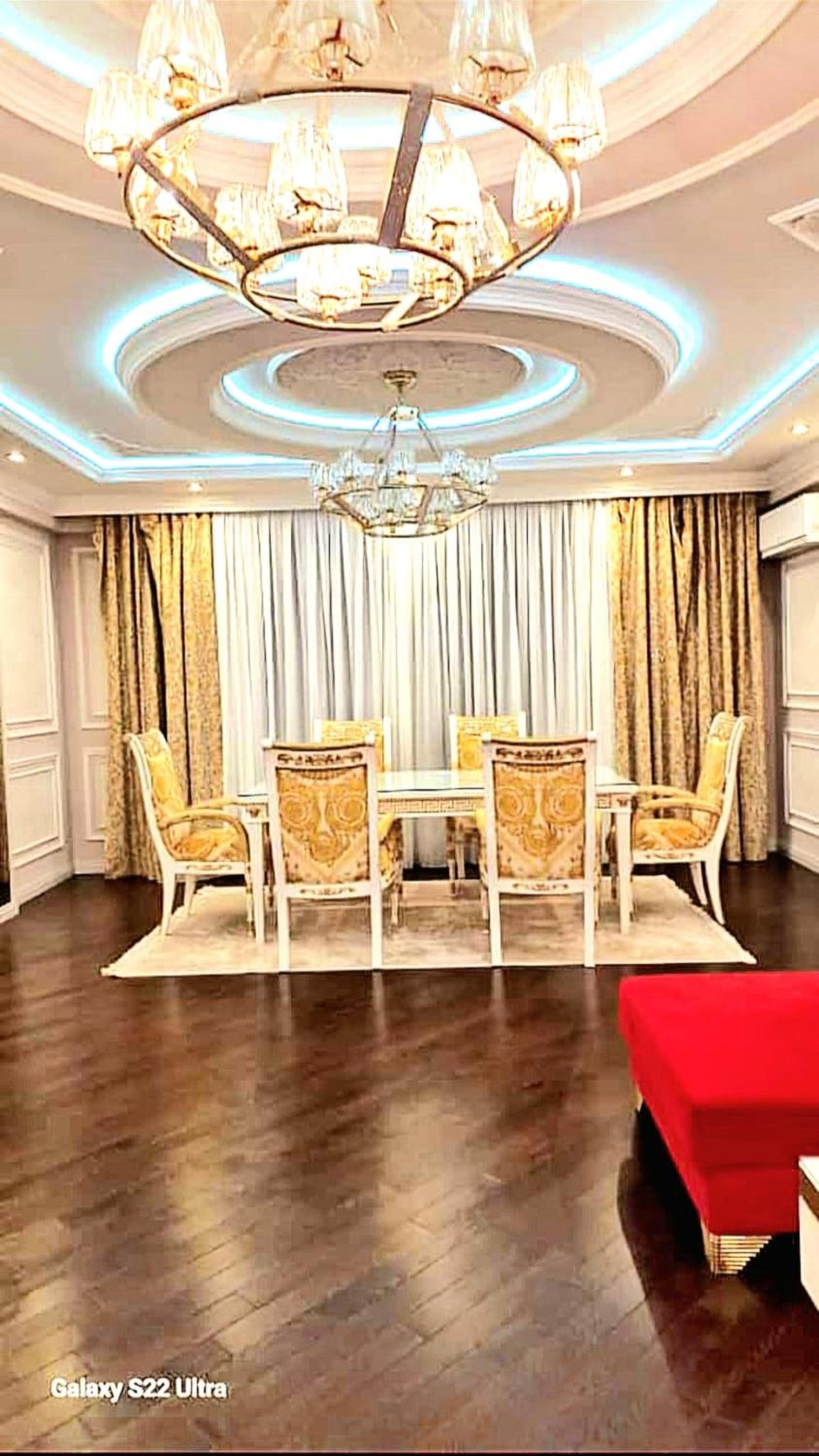 Apartment in the center, with 2 bedrooms!