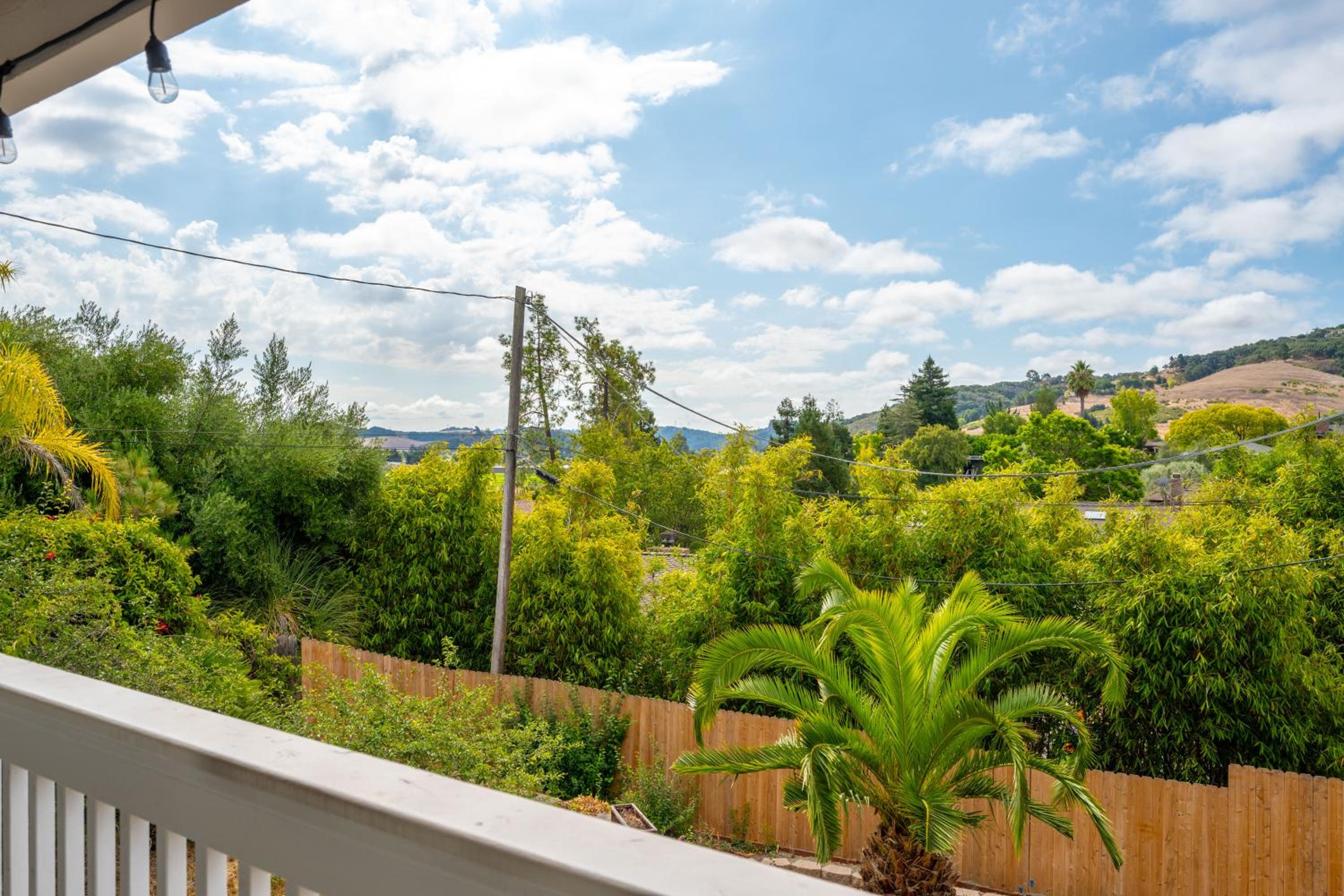 Cozy house in Edna Valley wine country near SLO view 3