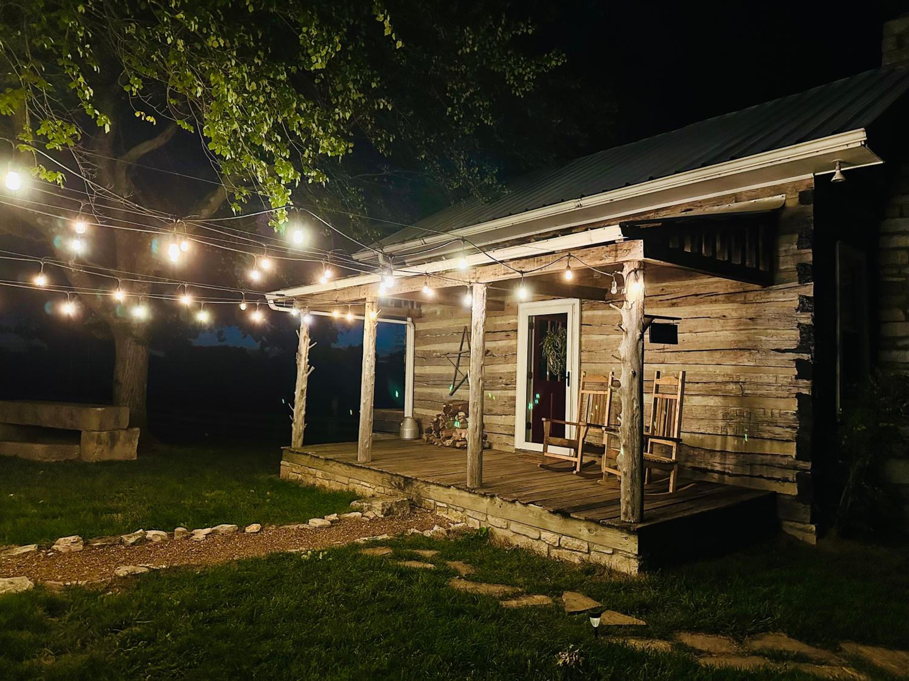 Crocketts Cabin