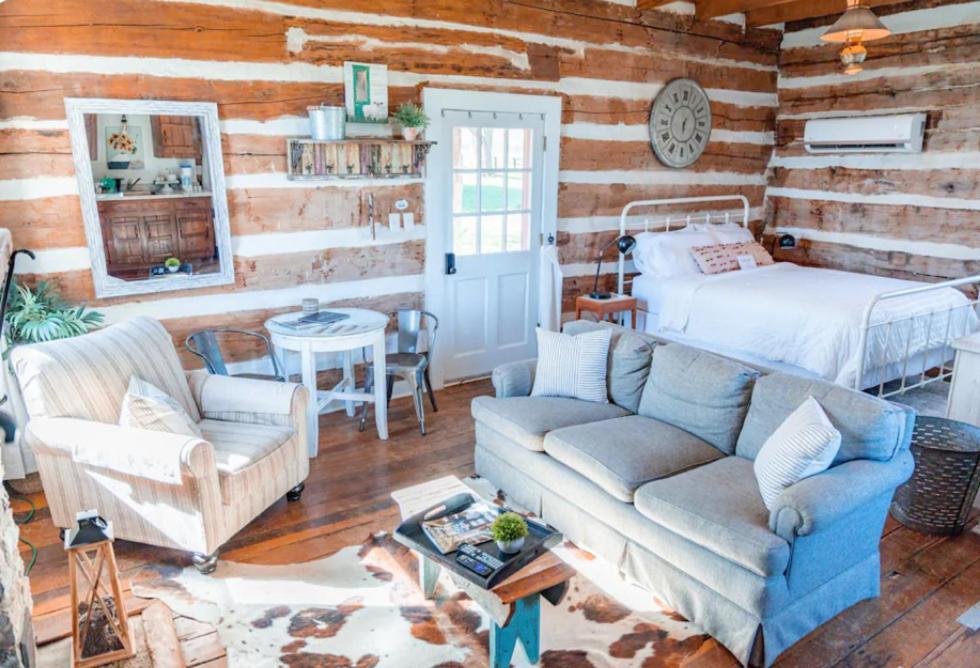 Crocketts Cabin