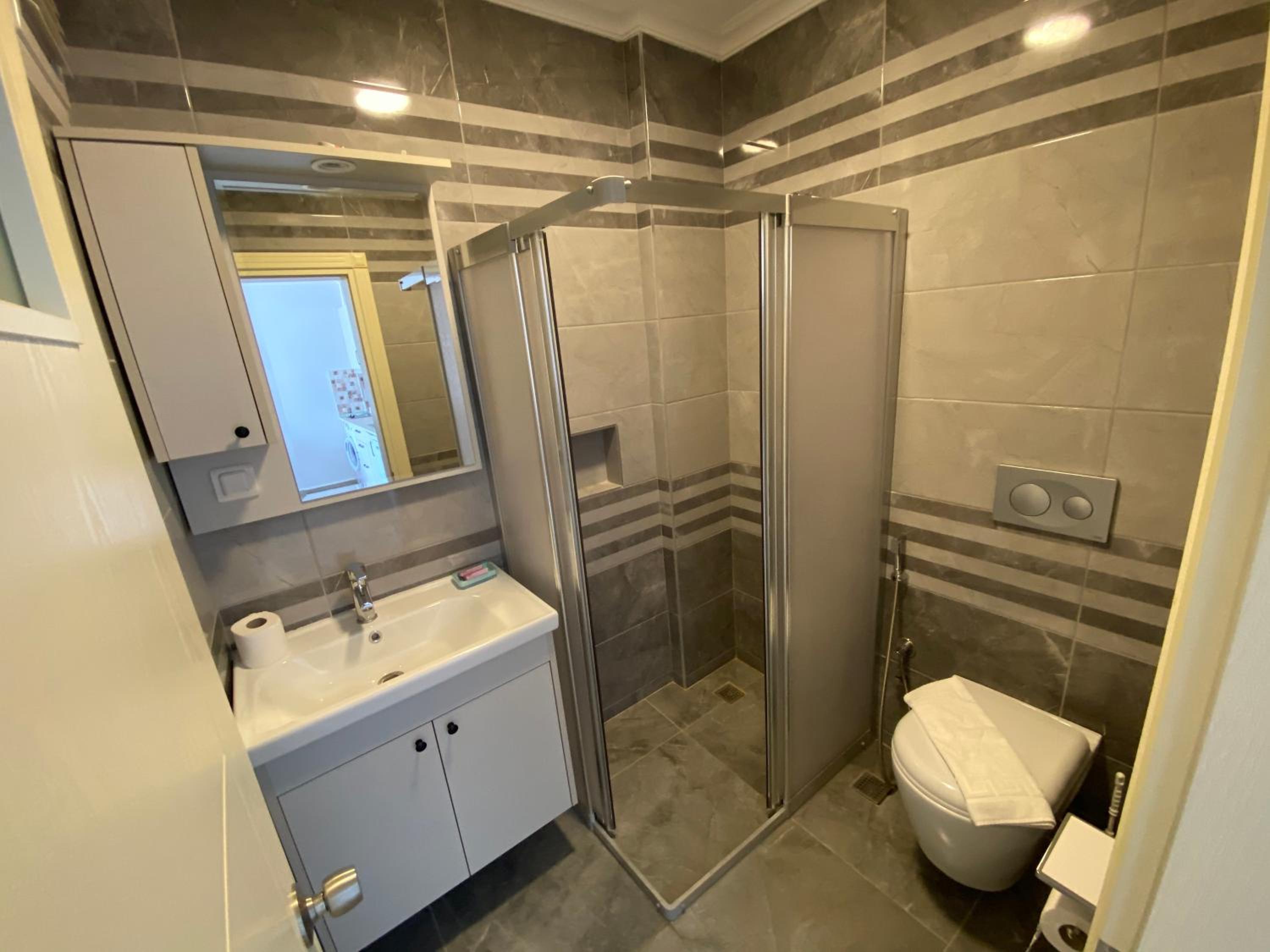 Diplomat Suites