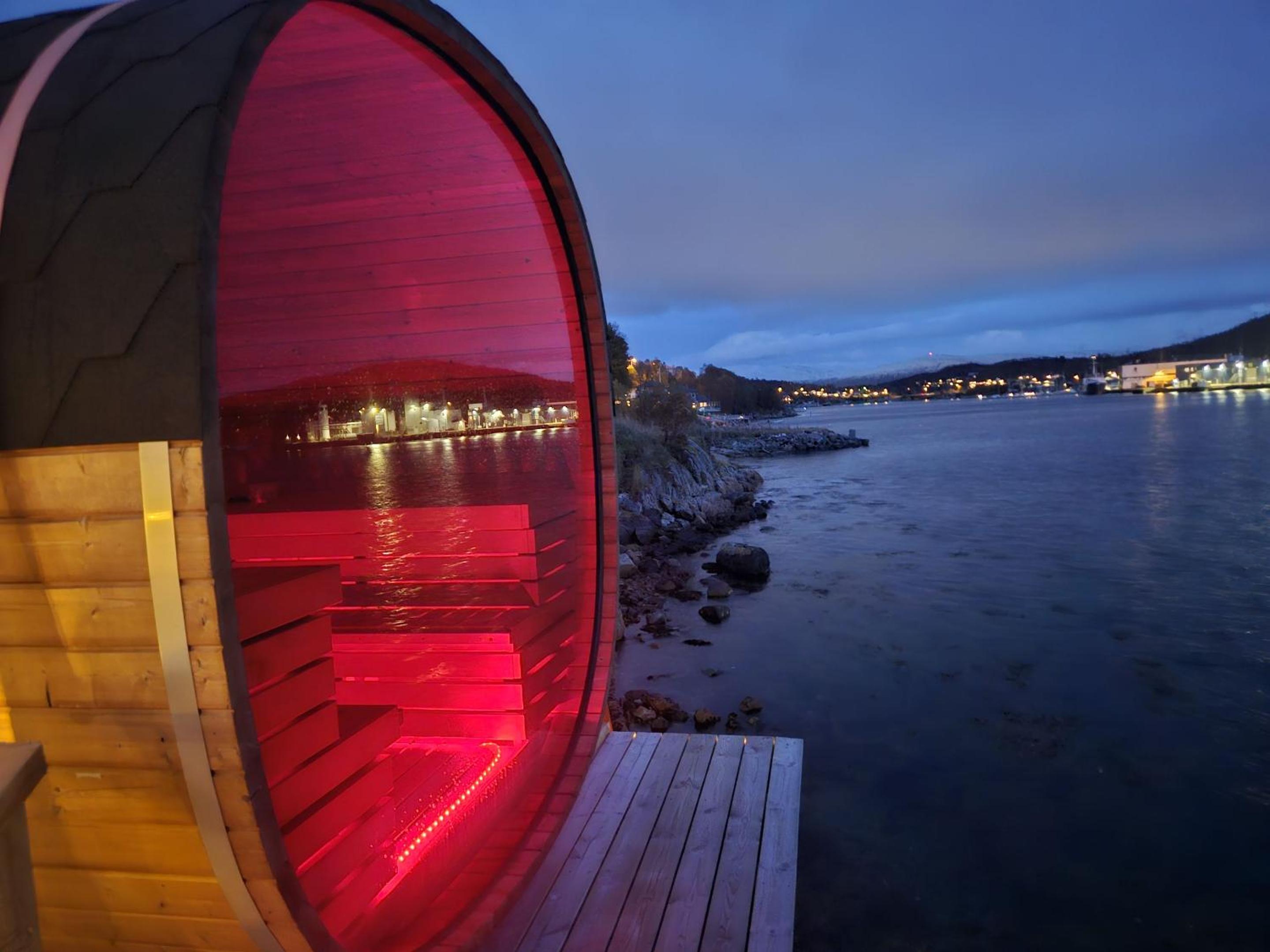 Kaldfjord Sea House view 3
