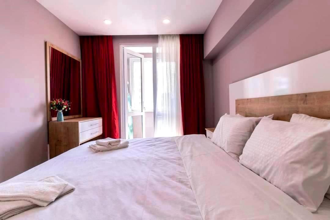 City Center, Modern 2Bedroom and 2Bathroom and Stunning View
