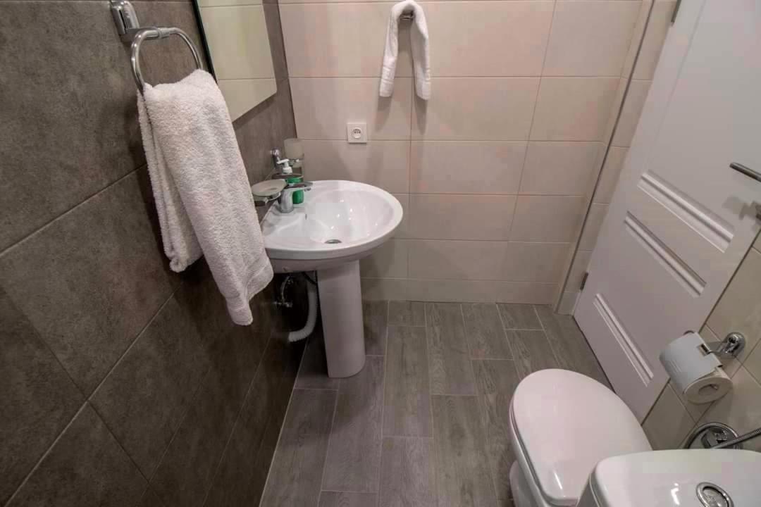 City Center, Modern 2Bedroom and 2Bathroom and Stunning View