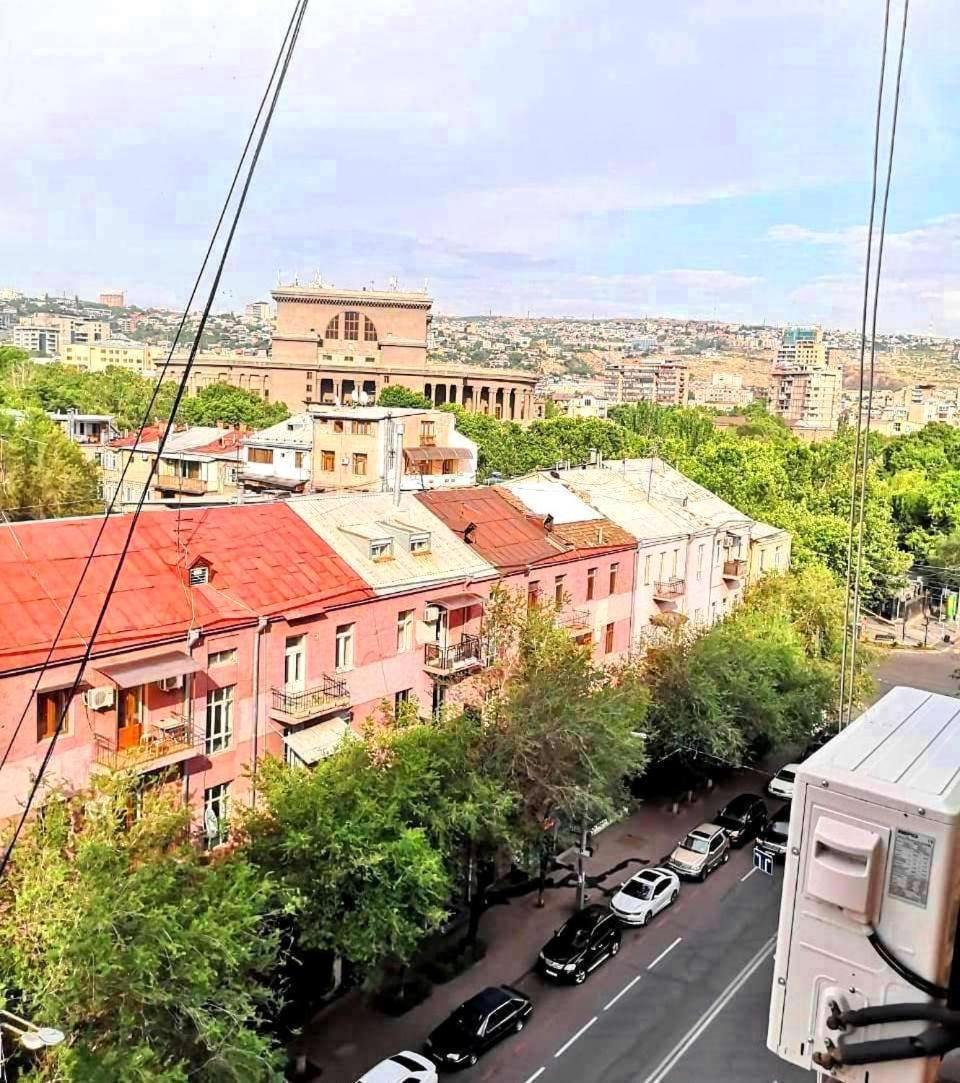 City Center, Modern 2Bedroom and 2Bathroom and Stunning View