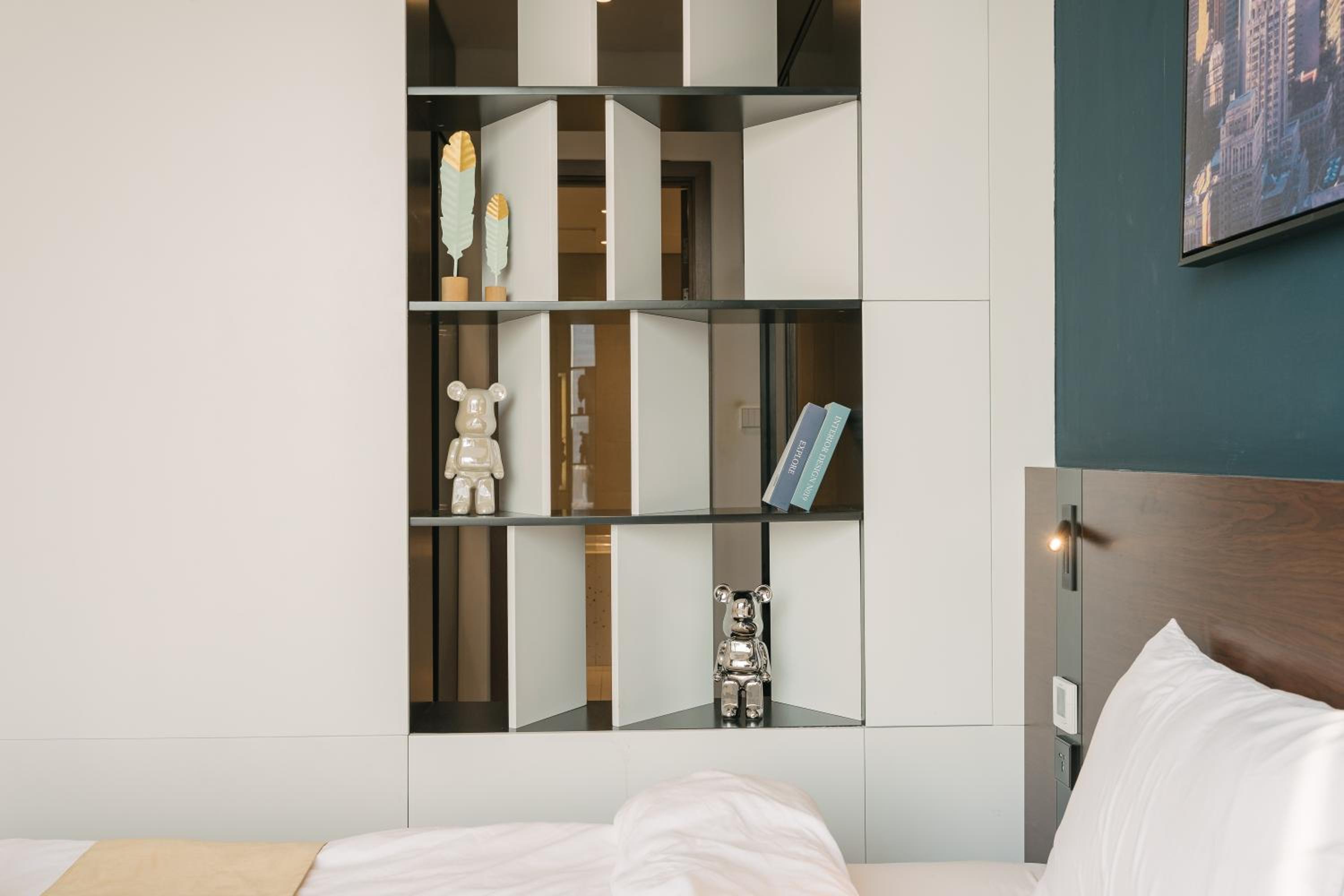 Vinhomes Metropolis Hanoi - South Land