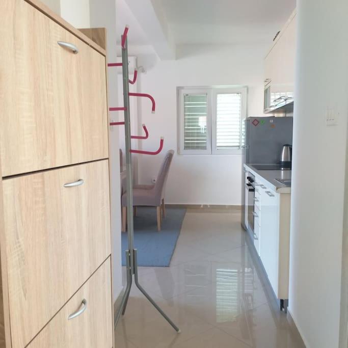 Apartment Mimica