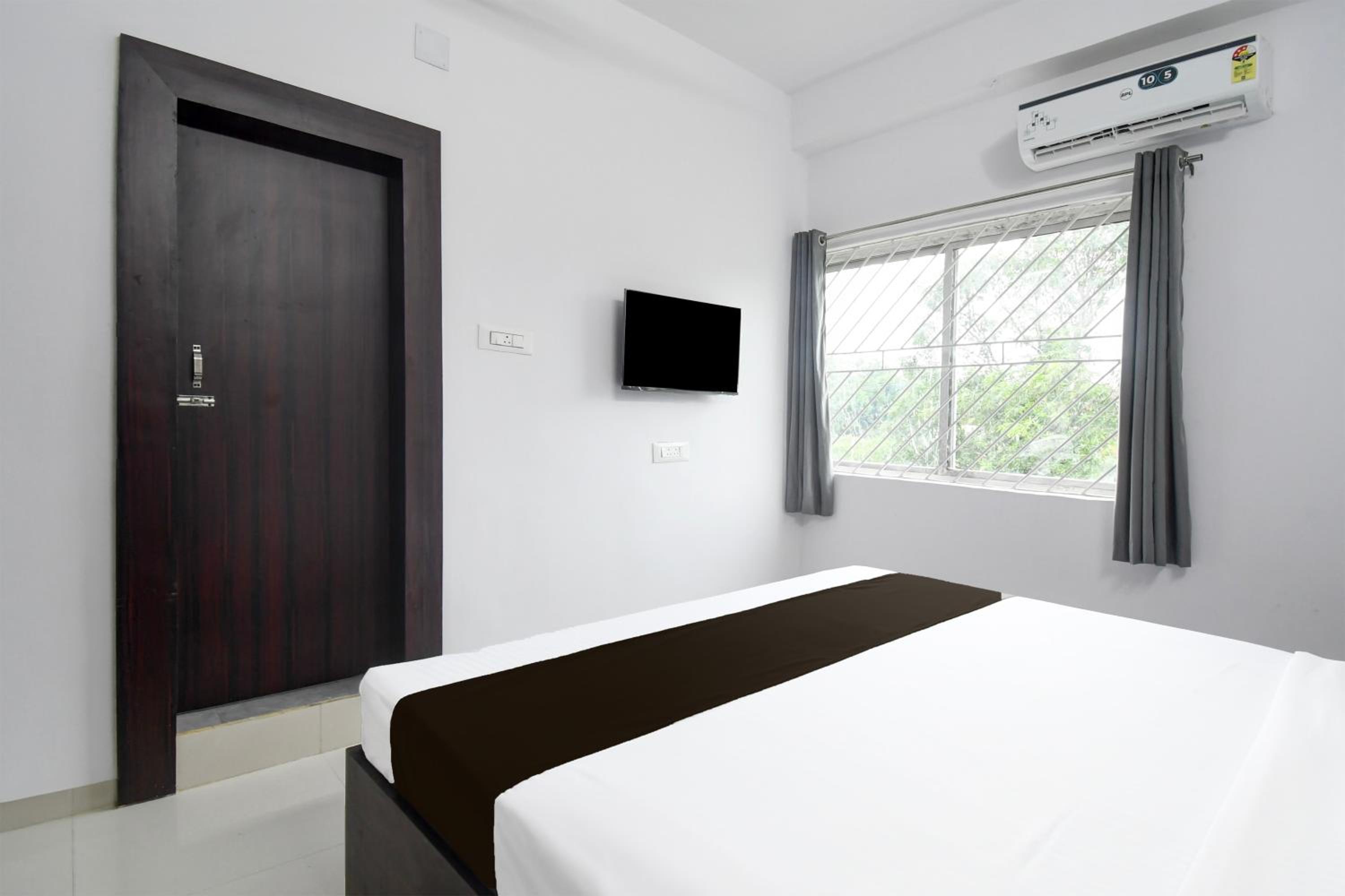 Super Hotel O Silver Line view 5