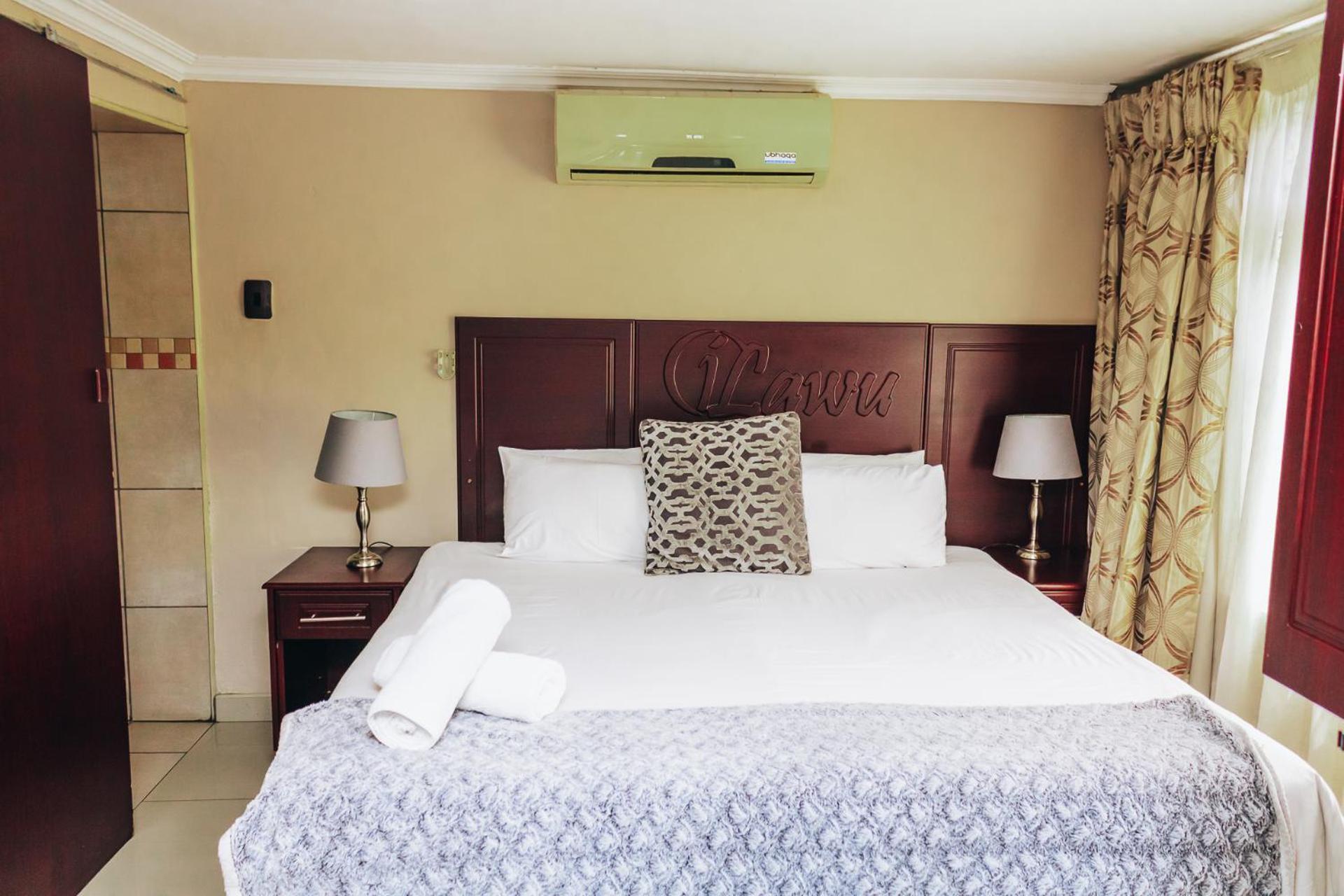 New England Guest House by Ilawu