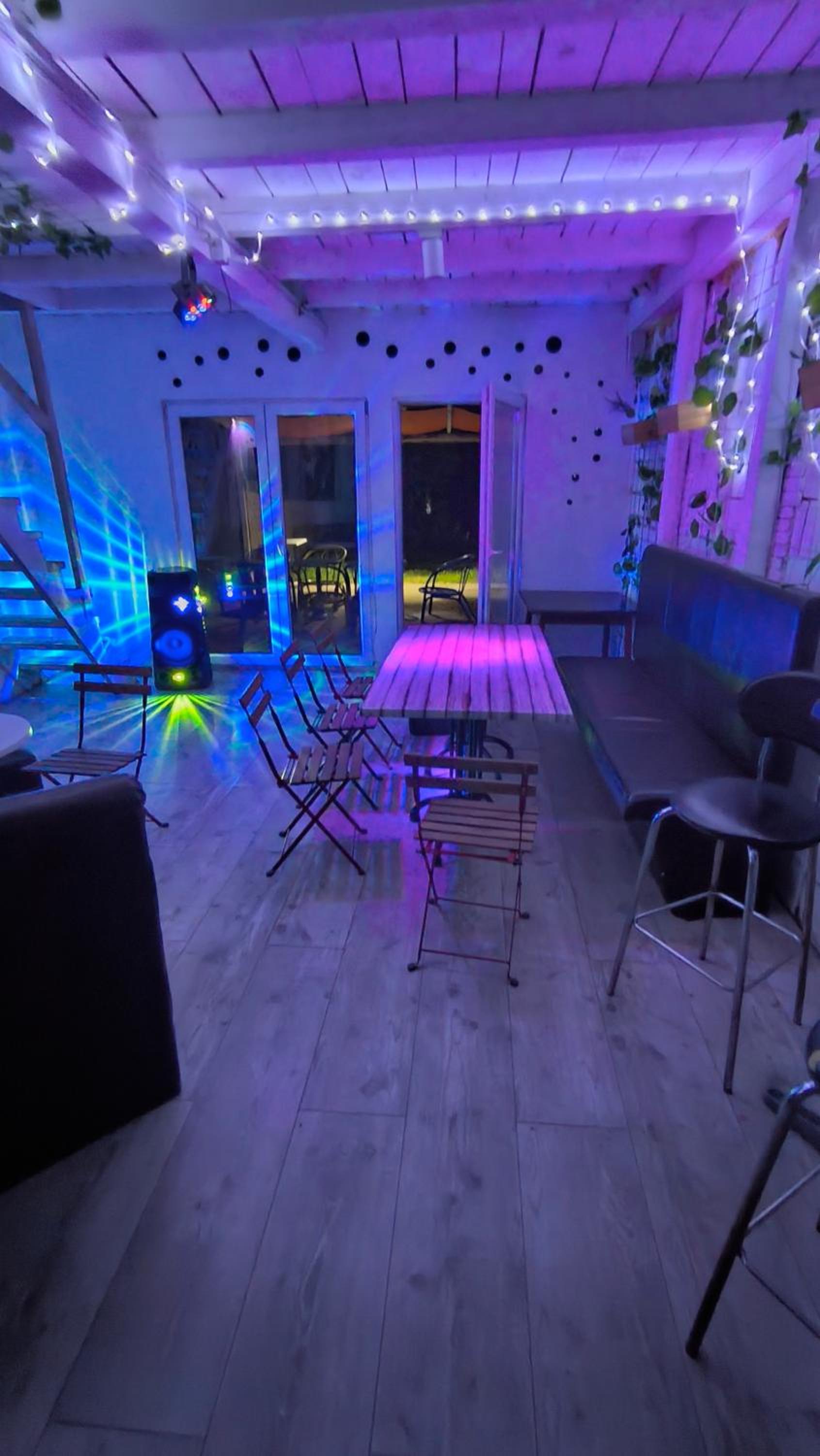 lounge