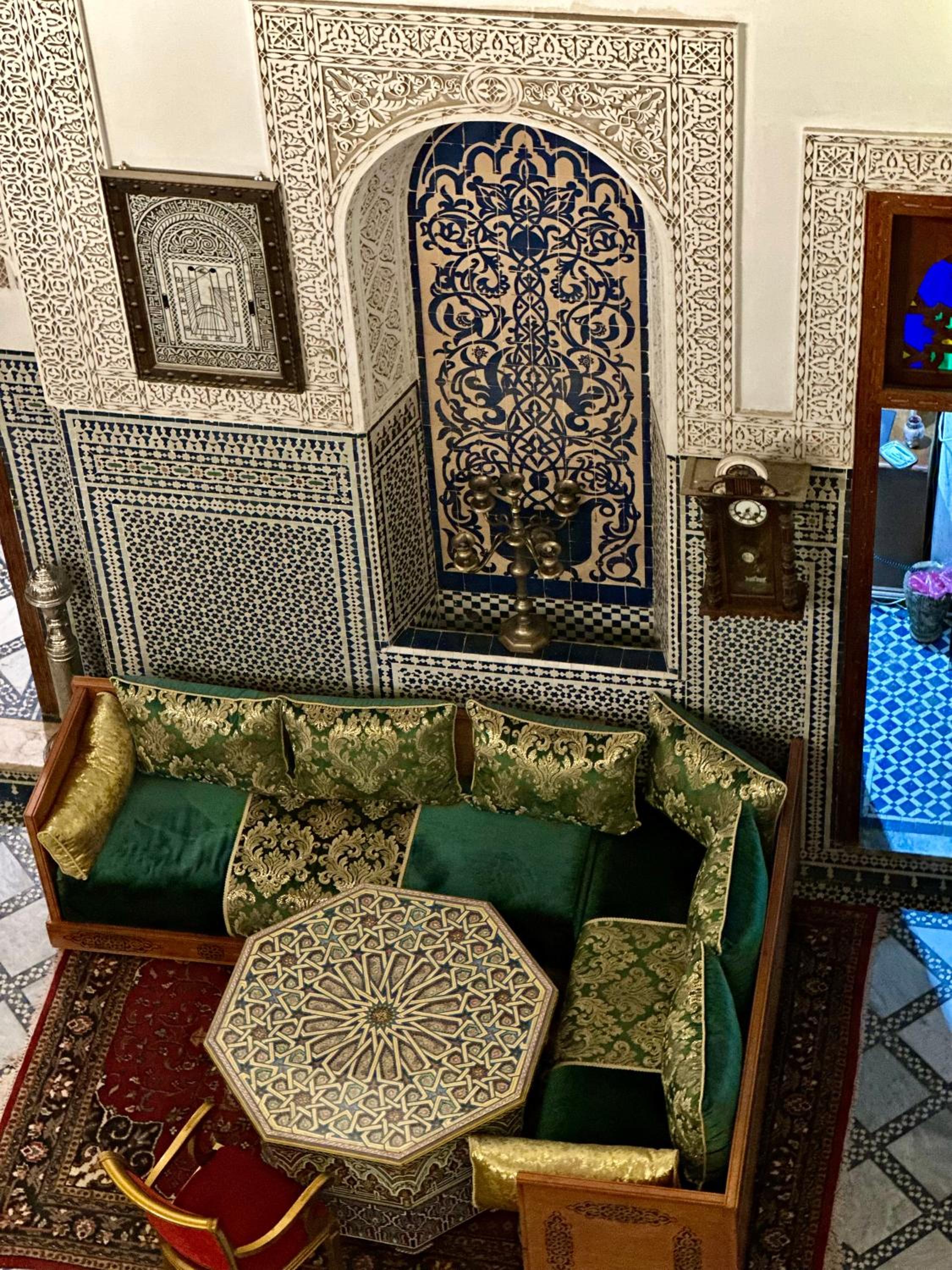 lounge