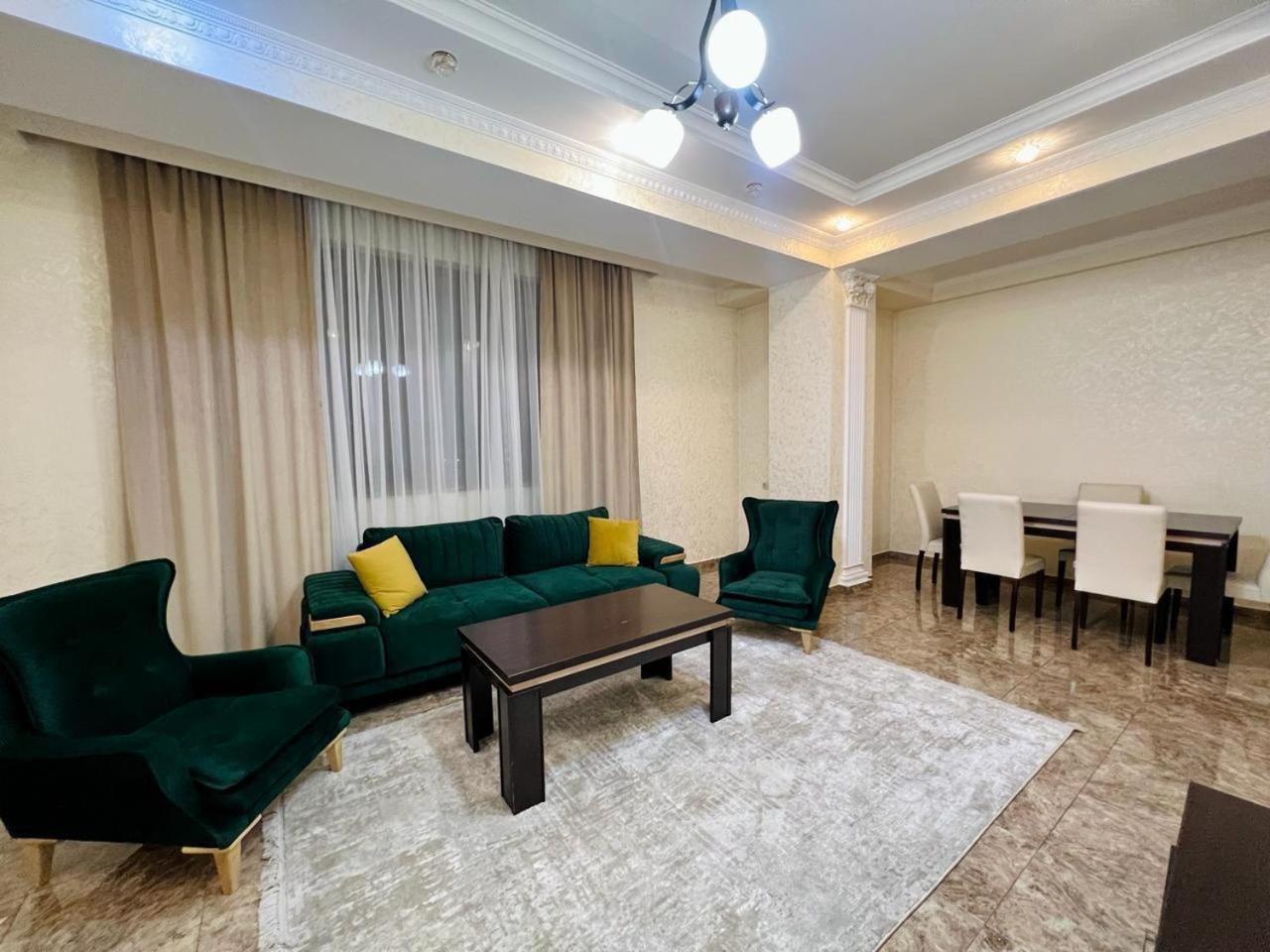 Top Location City Center, Modern Large Apartment with Separate Spacious Living room and Kitchen, Balcony and 2 Bedrooms