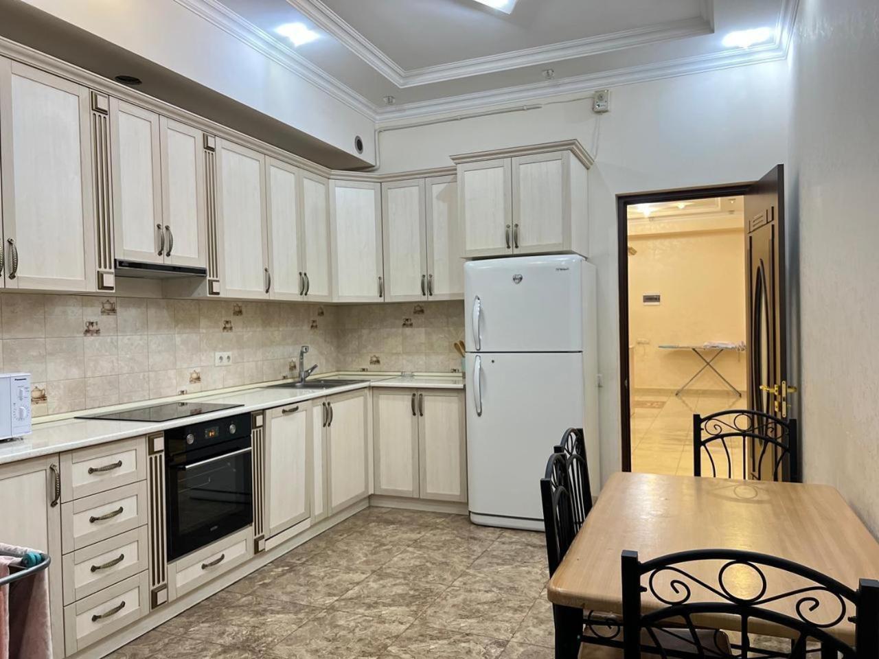 Top Location City Center, Modern Large Apartment with Separate Spacious Living room and Kitchen, Balcony and 2 Bedrooms