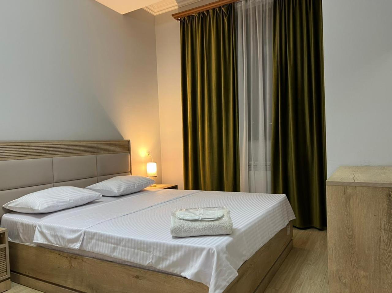 Top Location City Center, Modern Large Apartment with Separate Spacious Living room and Kitchen, Balcony and 2 Bedrooms