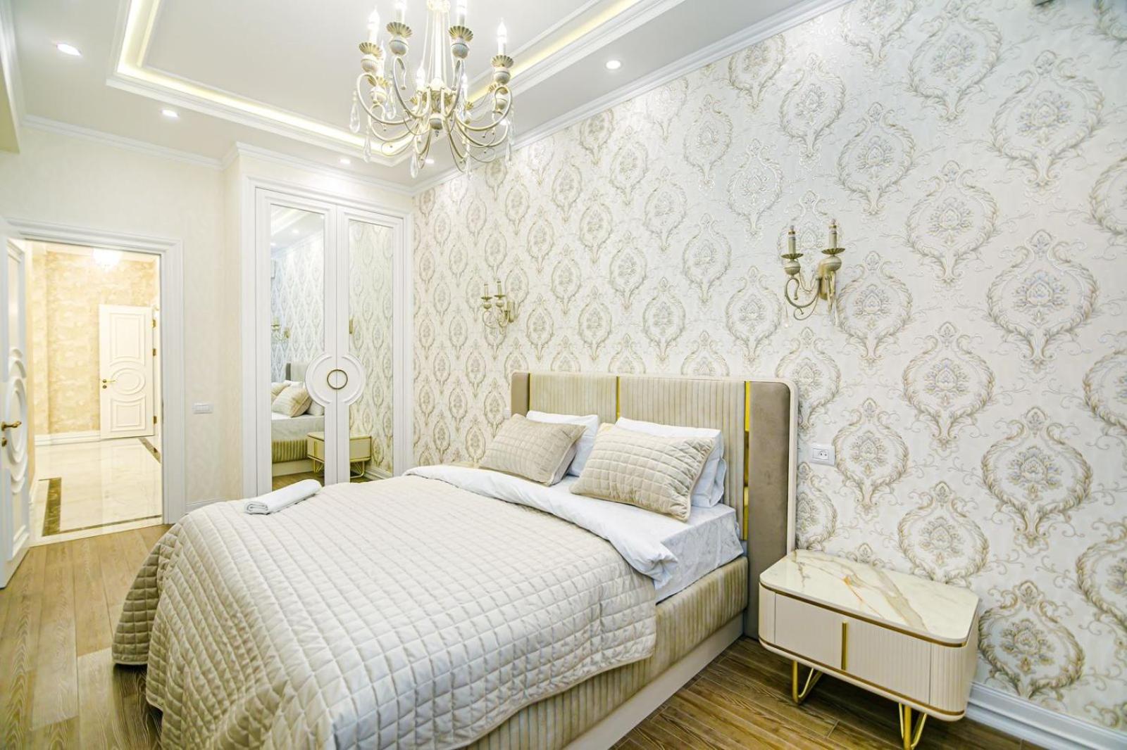 VIP Apartment Near Hiltton