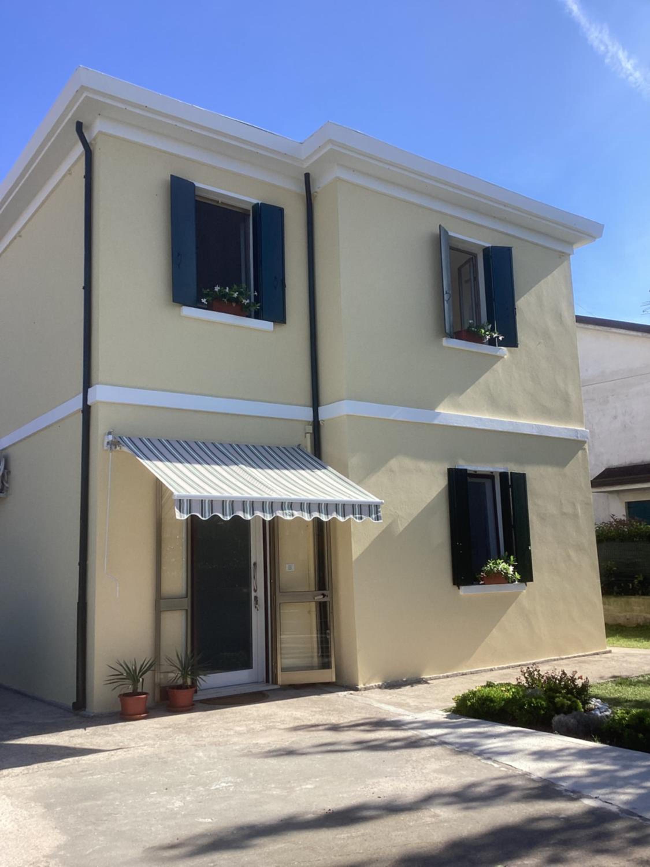 La Casa Gialla