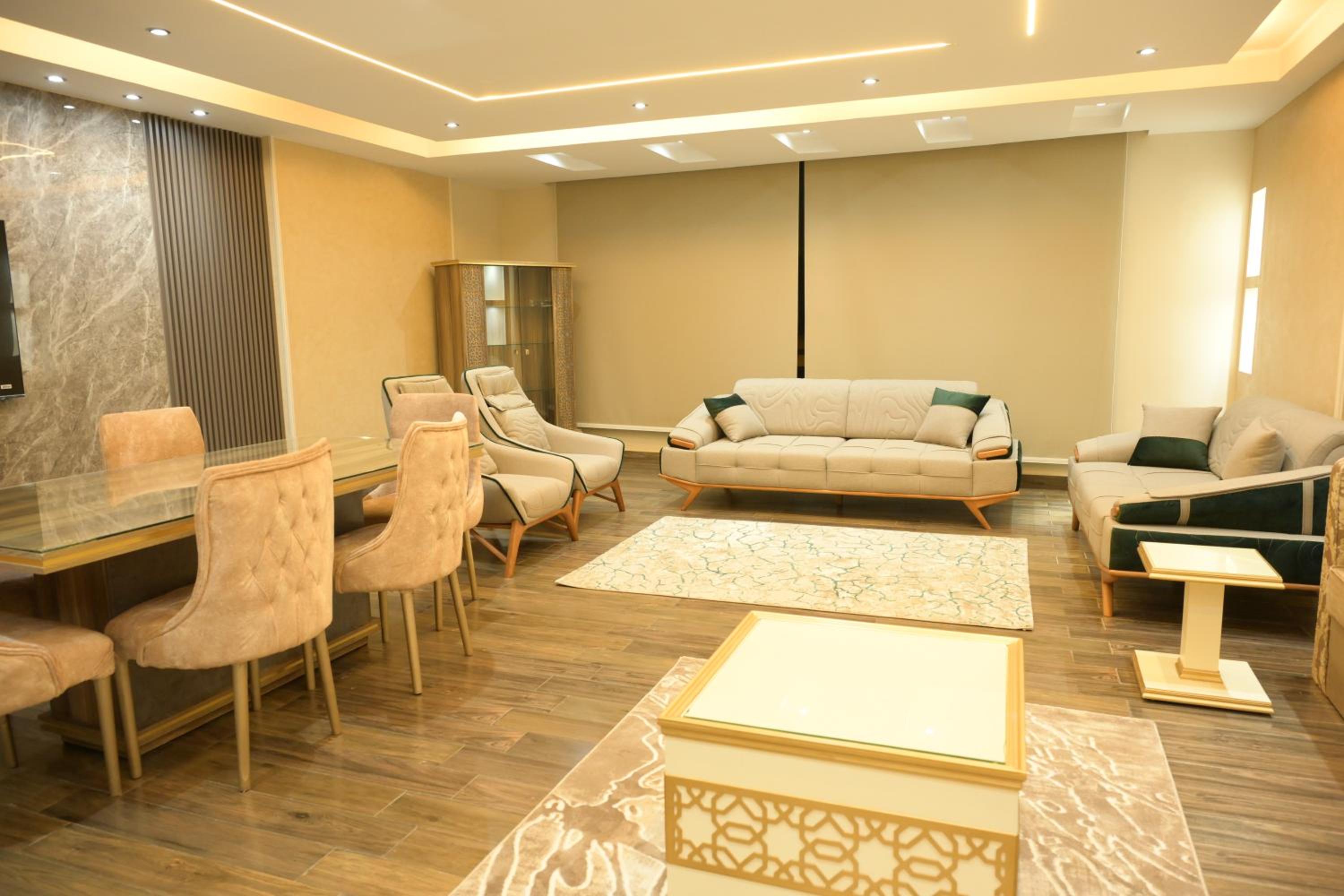 EGM-D-32 Three bed room apartment