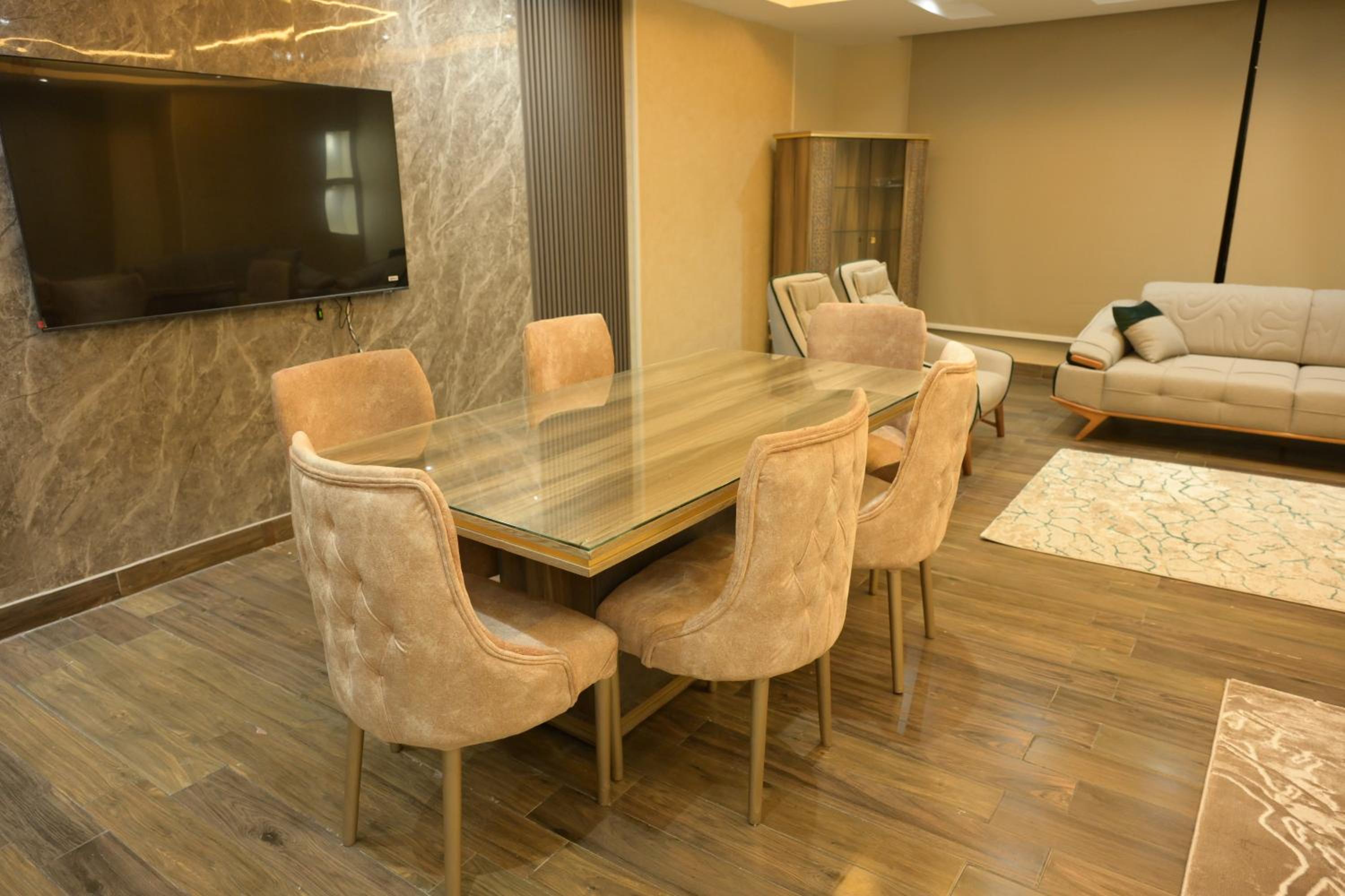 EGM-D-32 Three bed room apartment