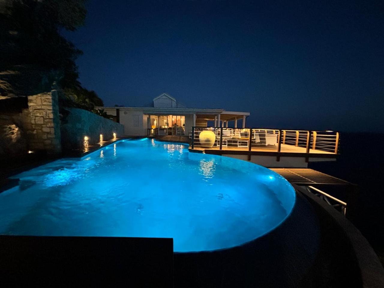 Dolcevita Cliff Resort by KlabHouse