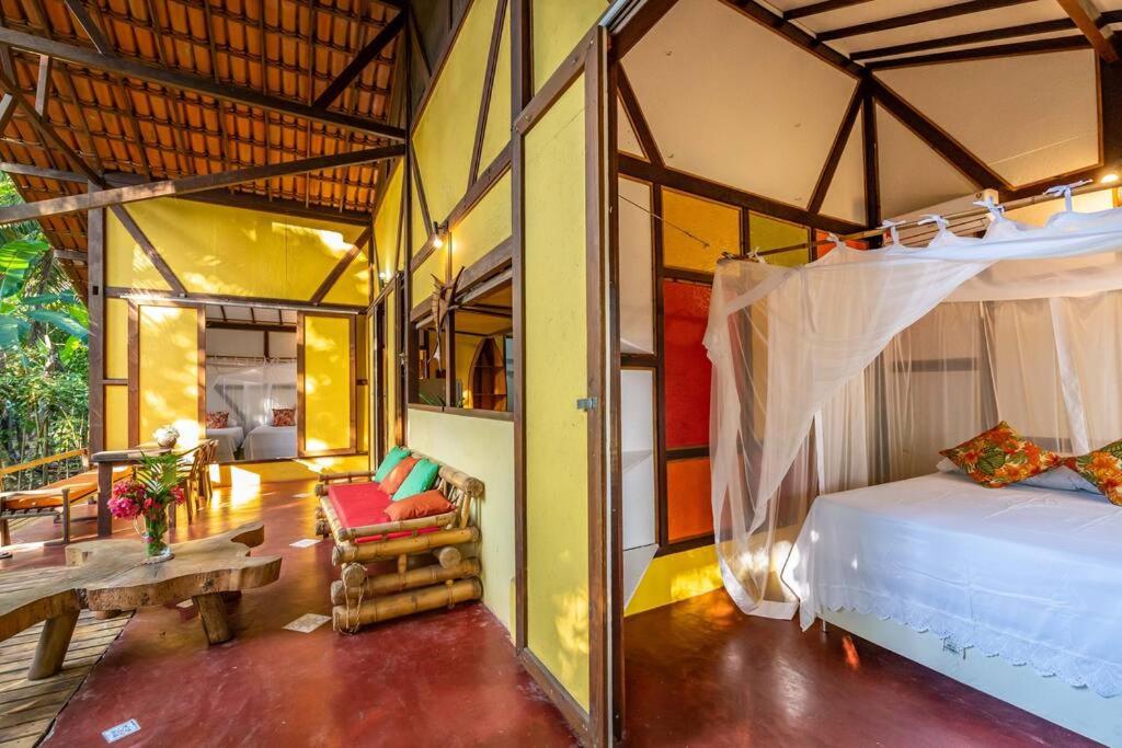 Casa Amarela Barra Grande Bahia