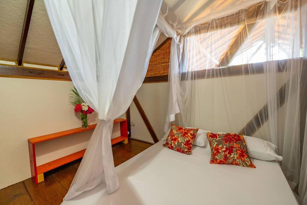 Casa Amarela Barra Grande Bahia