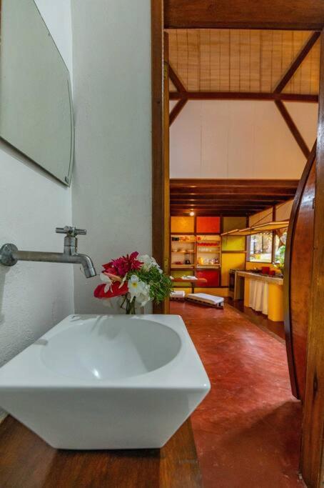 Casa Amarela Barra Grande Bahia