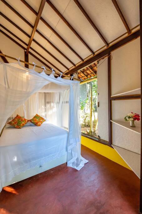 Casa Amarela Barra Grande Bahia
