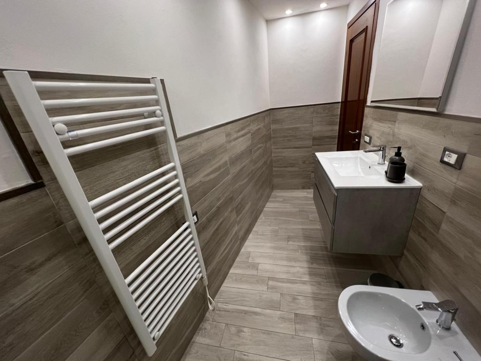 La casa di Jo en Navacchio — bathroom