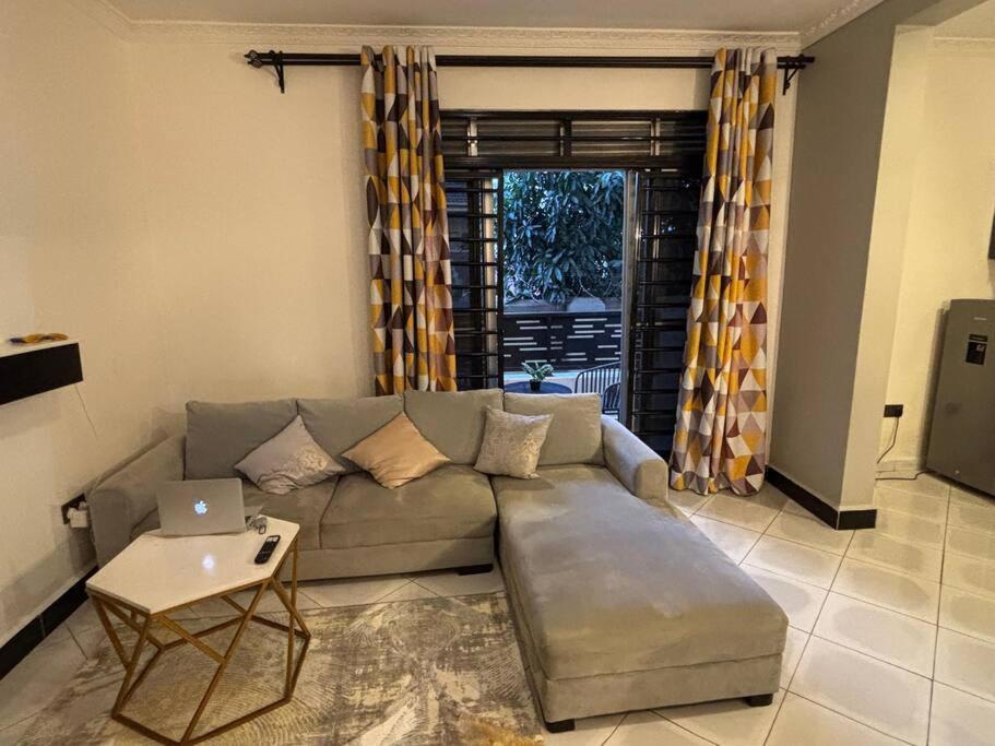 Modern Cozy Flat Central Kampala view 5