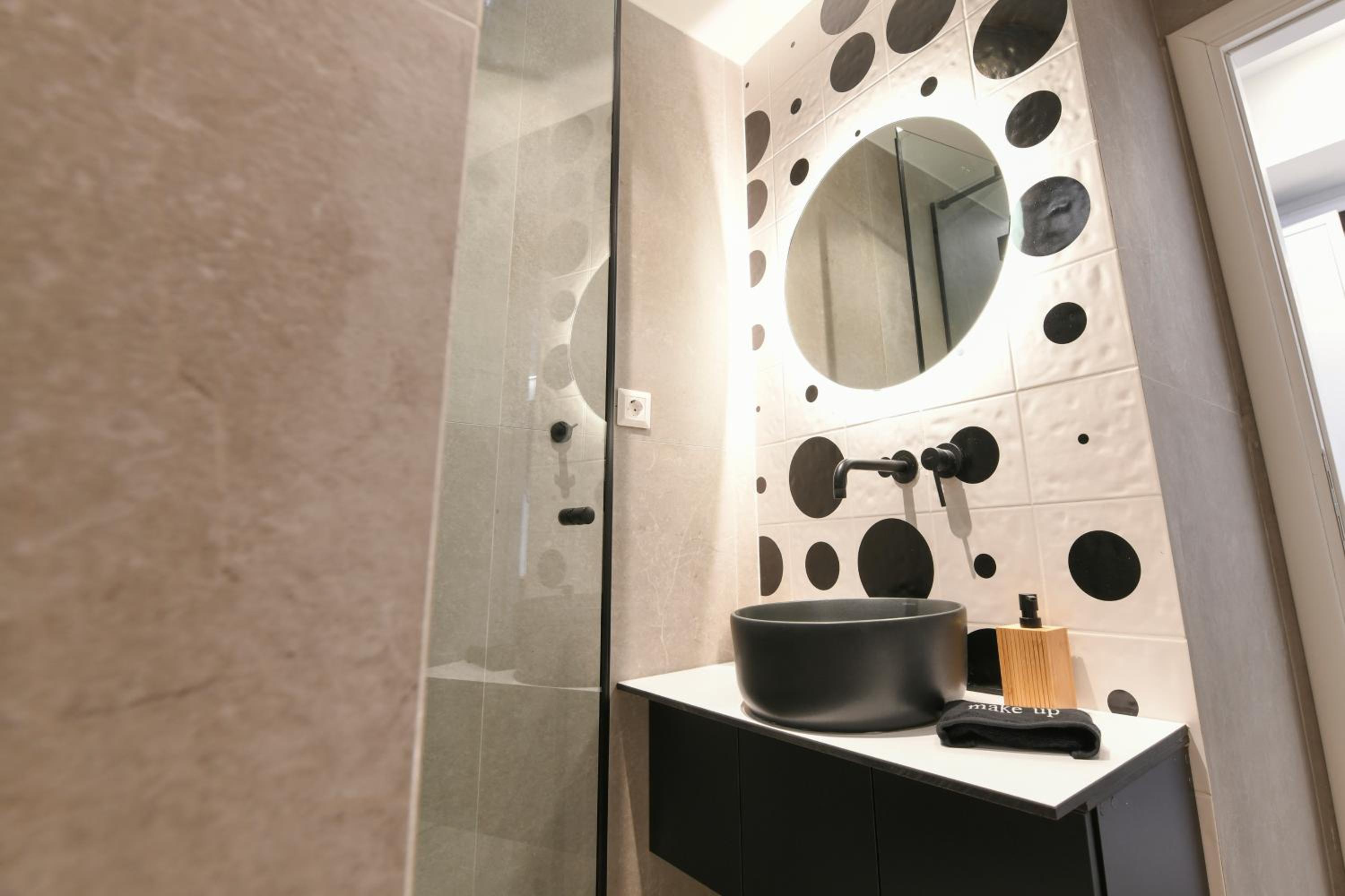 OMIKRON luxury living