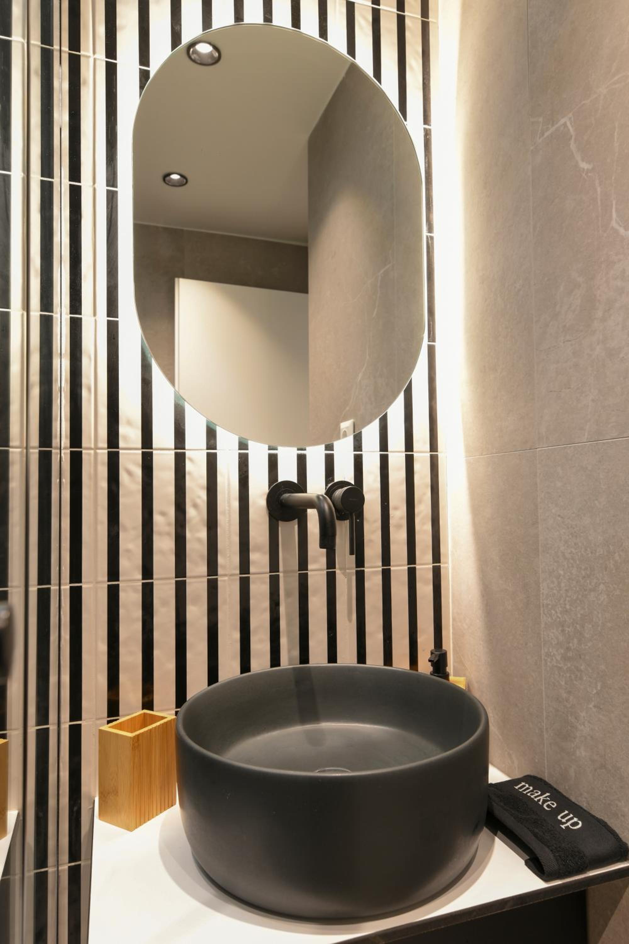 OMIKRON luxury living
