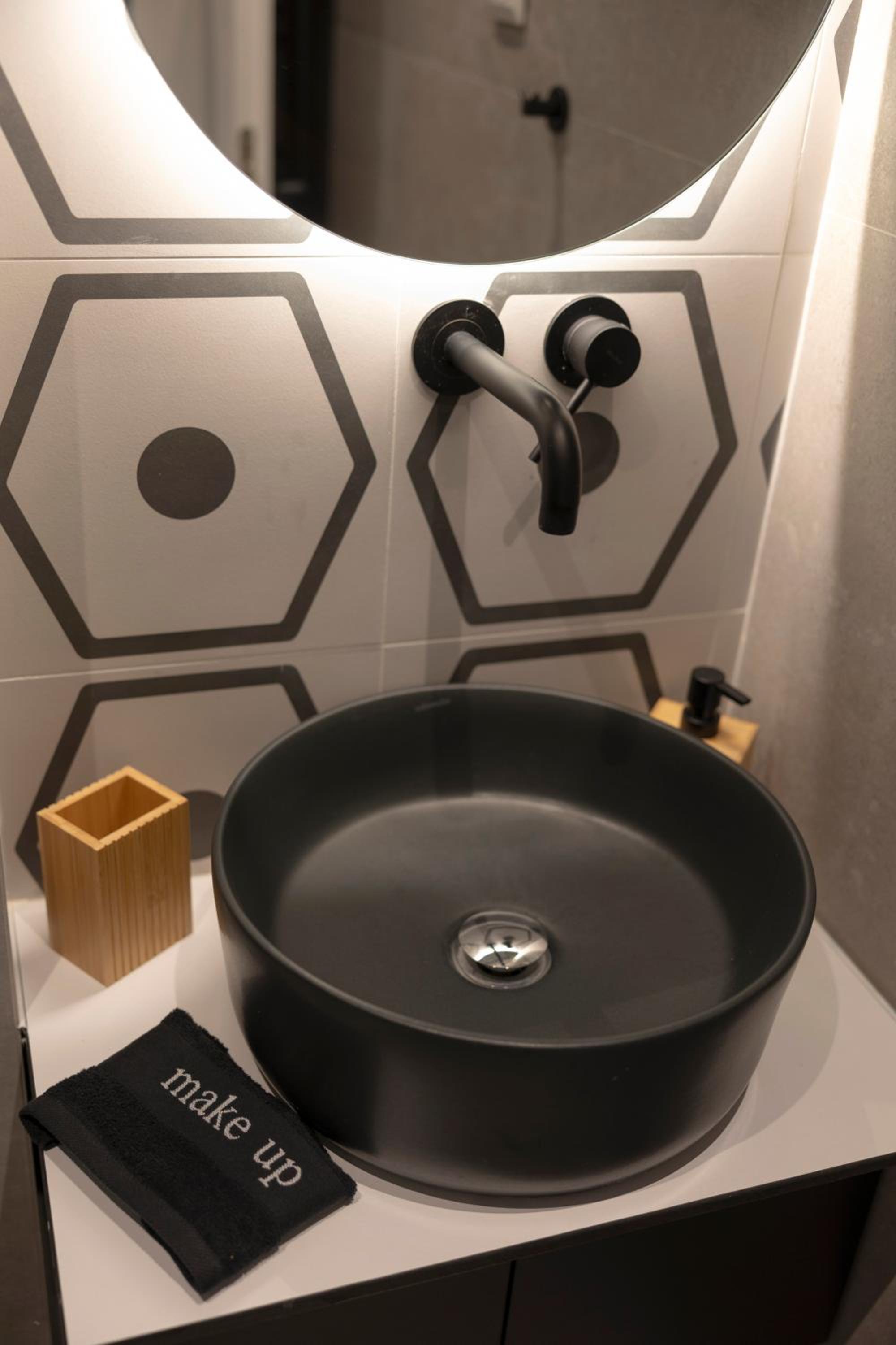 OMIKRON luxury living