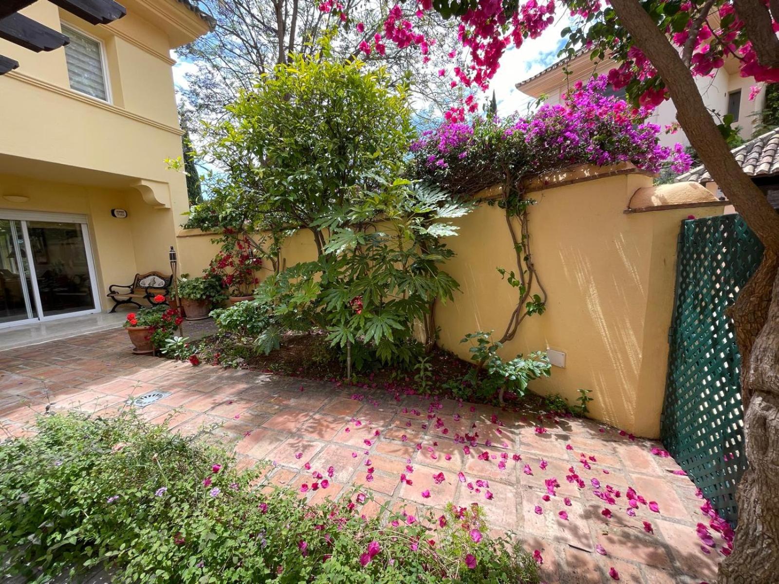 Golf Villa in Marbella, Frontline Golfvilla in RioReal Golf