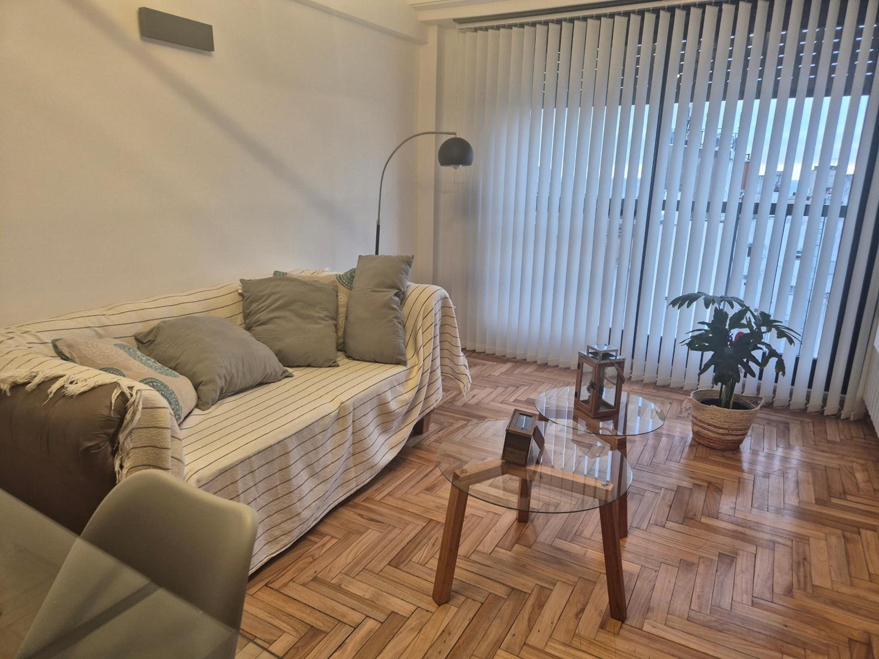Moderno y Acogedor I