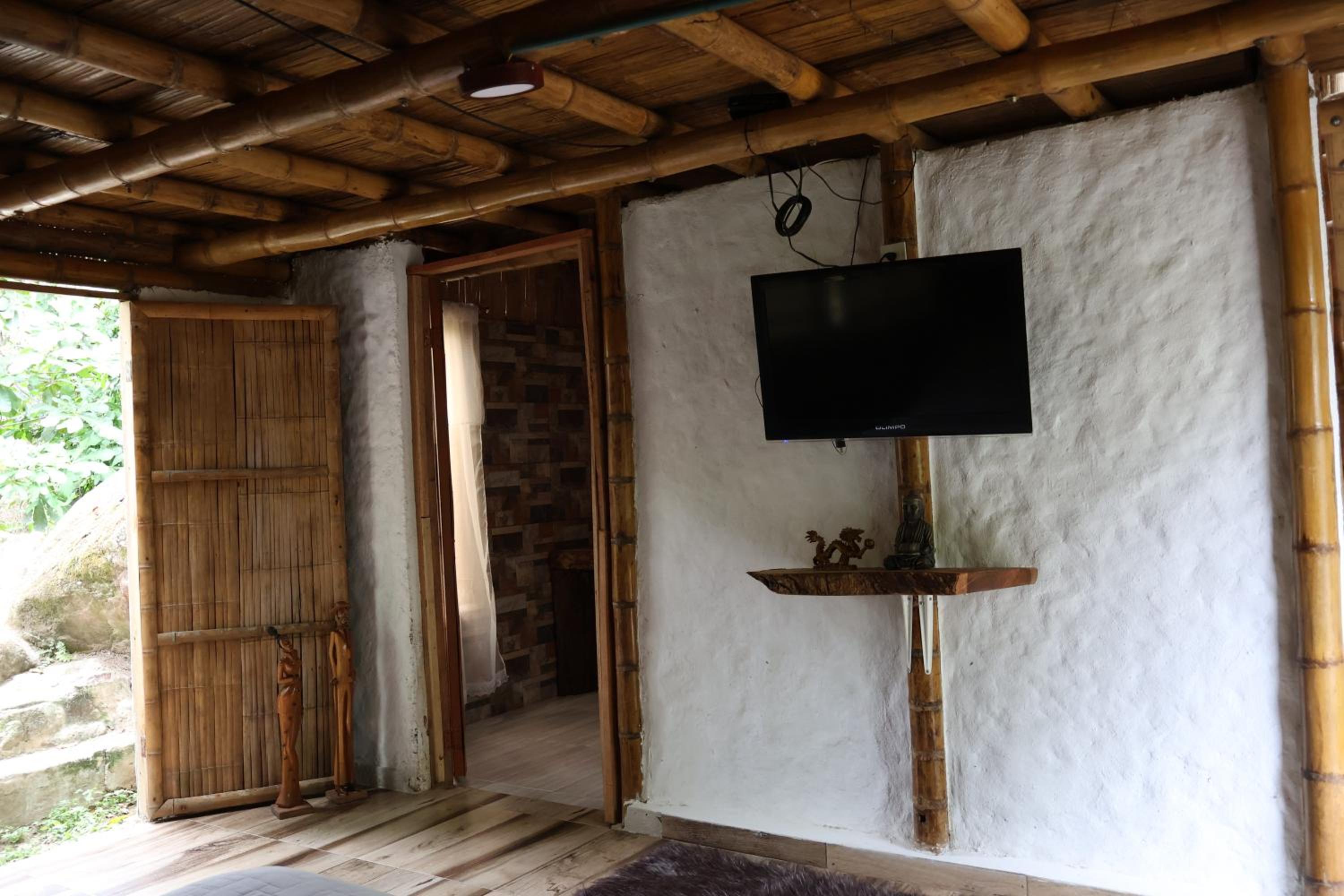 Alojamiento rural Ecoparque La Motilona Paicol, Huila - Cabaña Colibrí