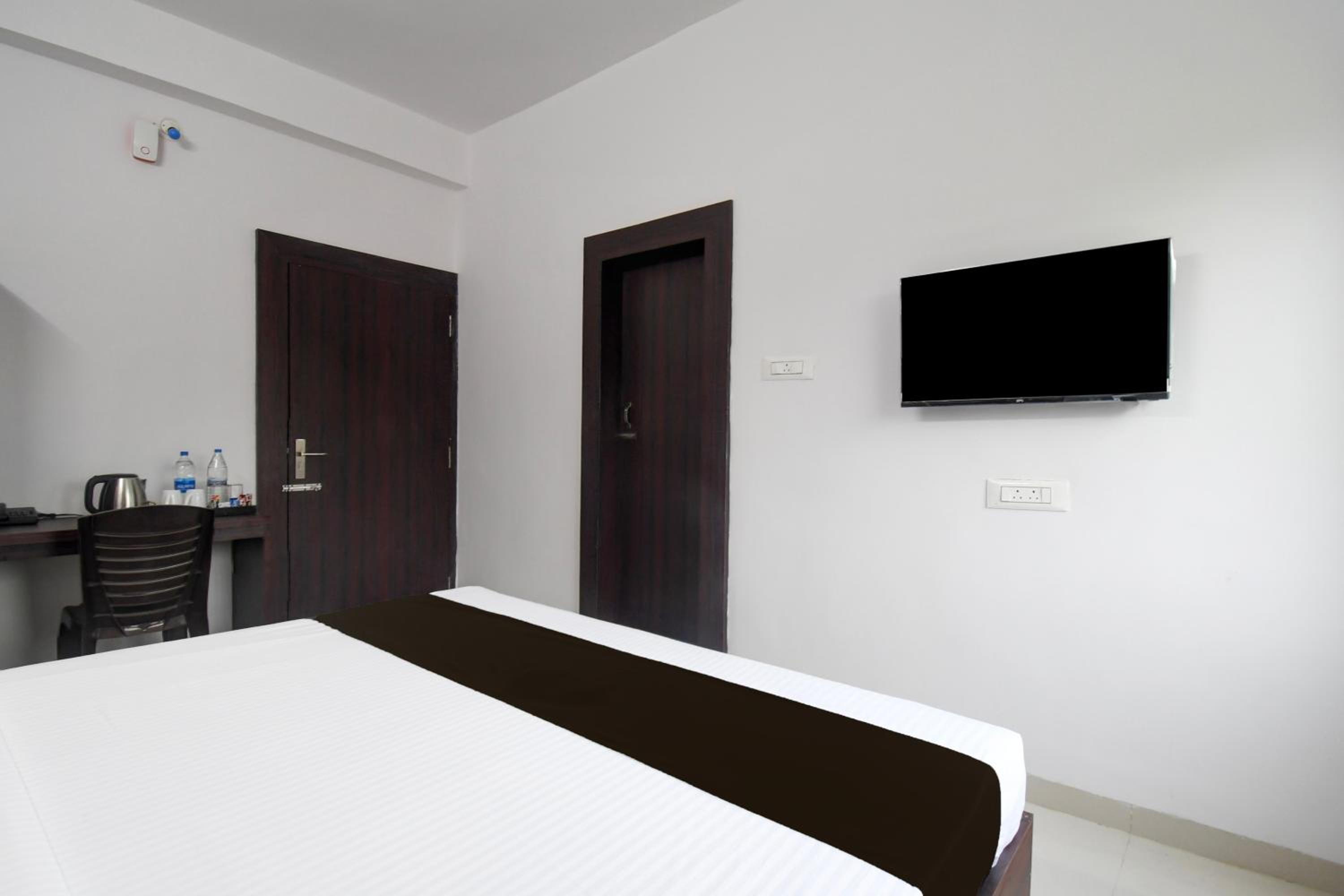 Super Hotel O Silver Line view 3