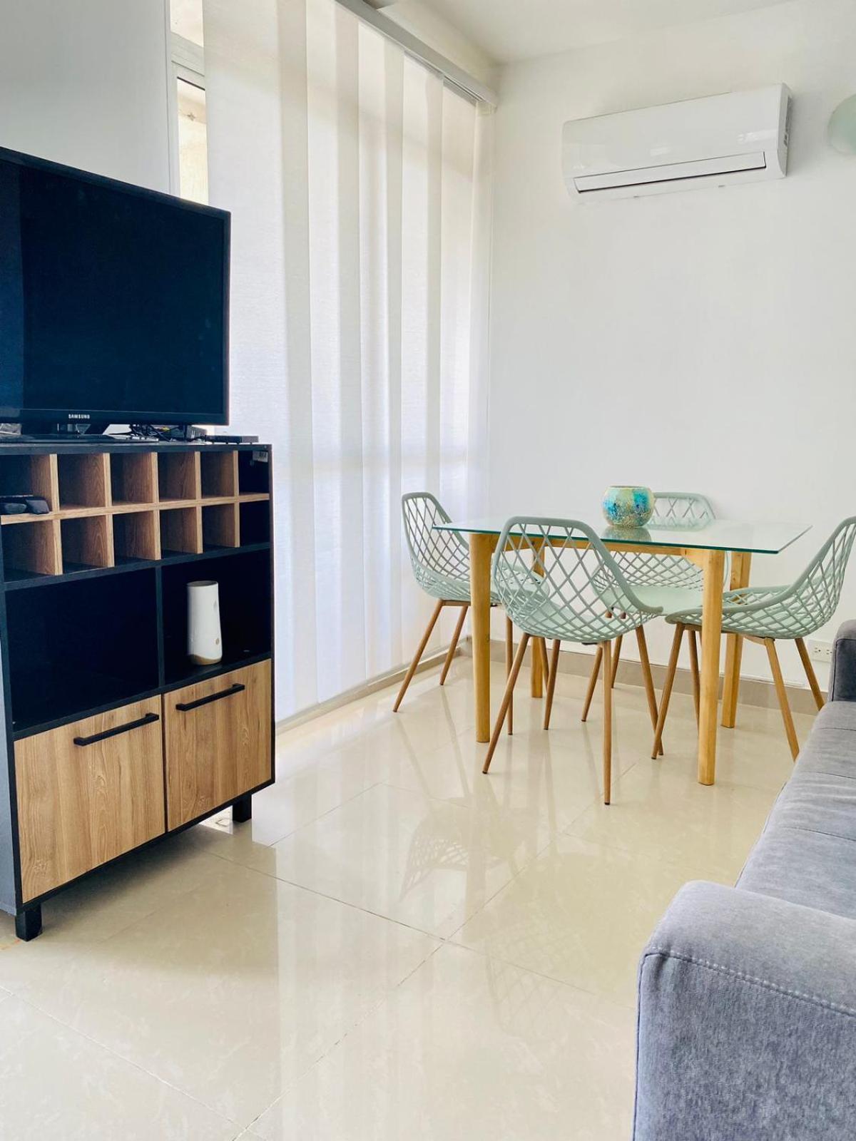 Apartamento en Marbella con Vistas al Mar