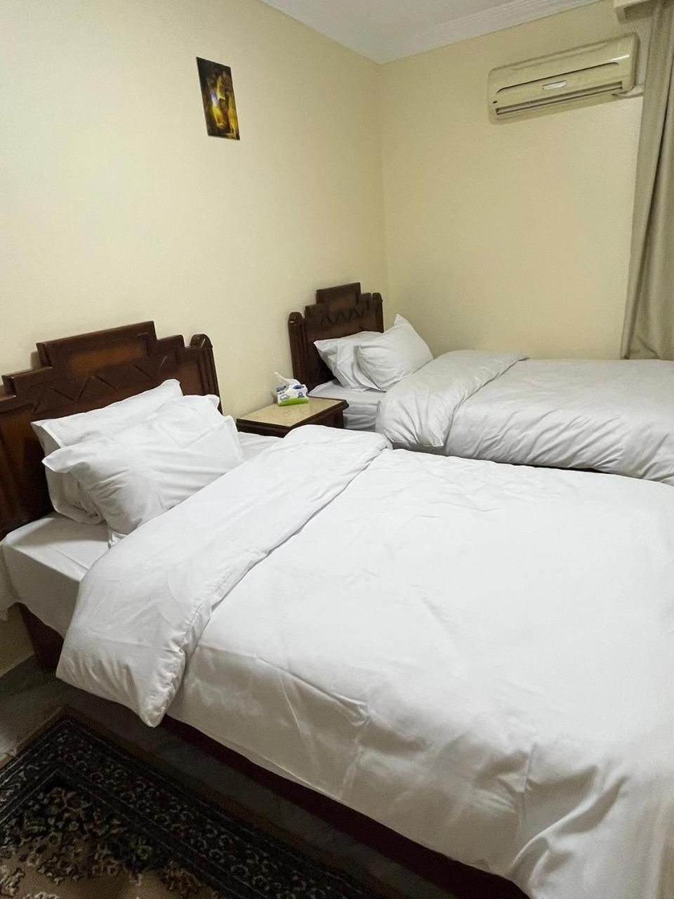 Pyramids Golf view suites