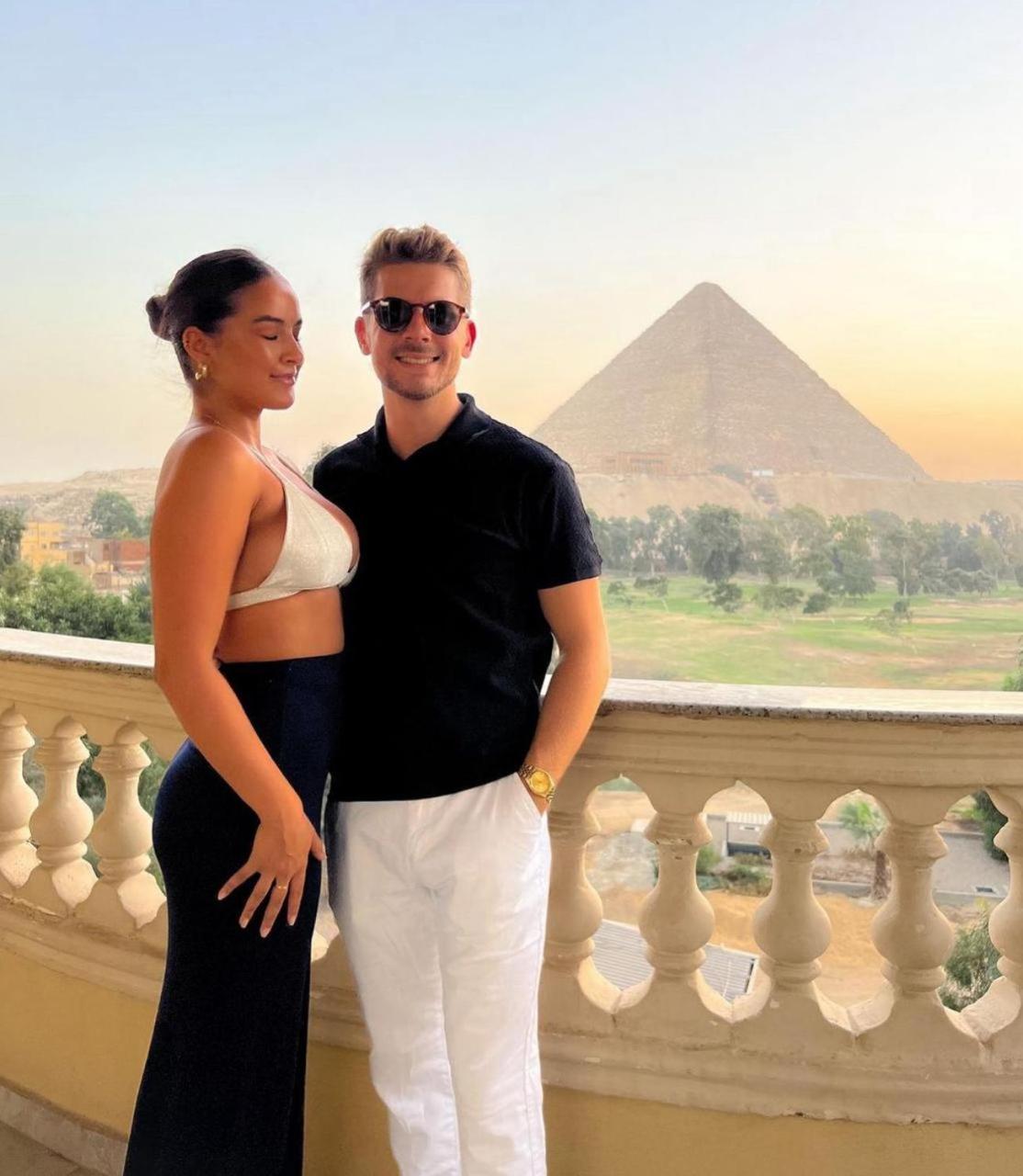 Pyramids Golf view suites