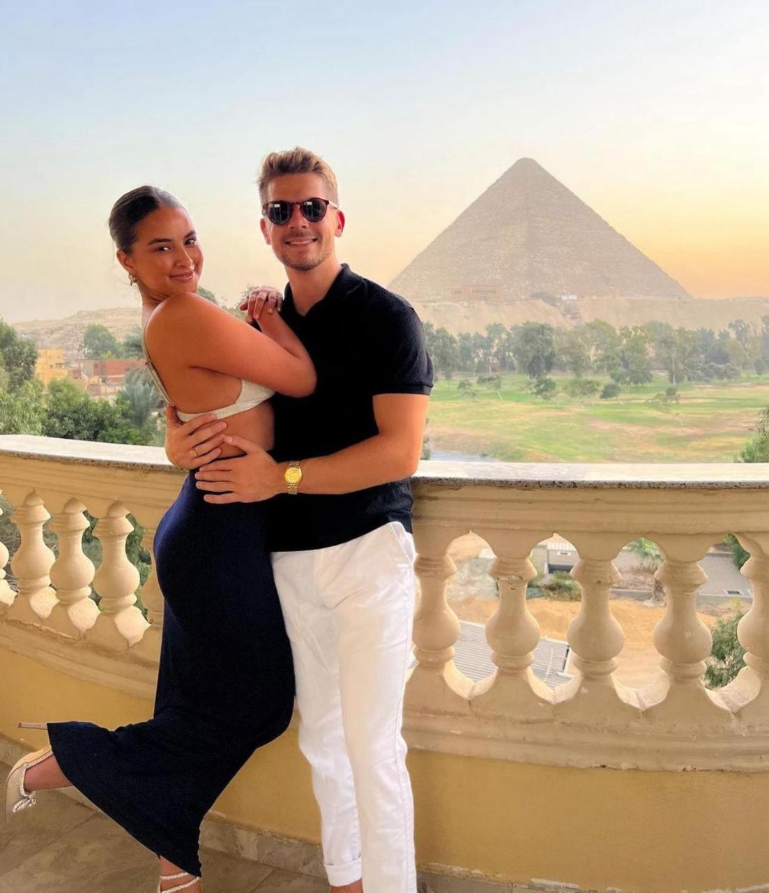 Pyramids Golf view suites