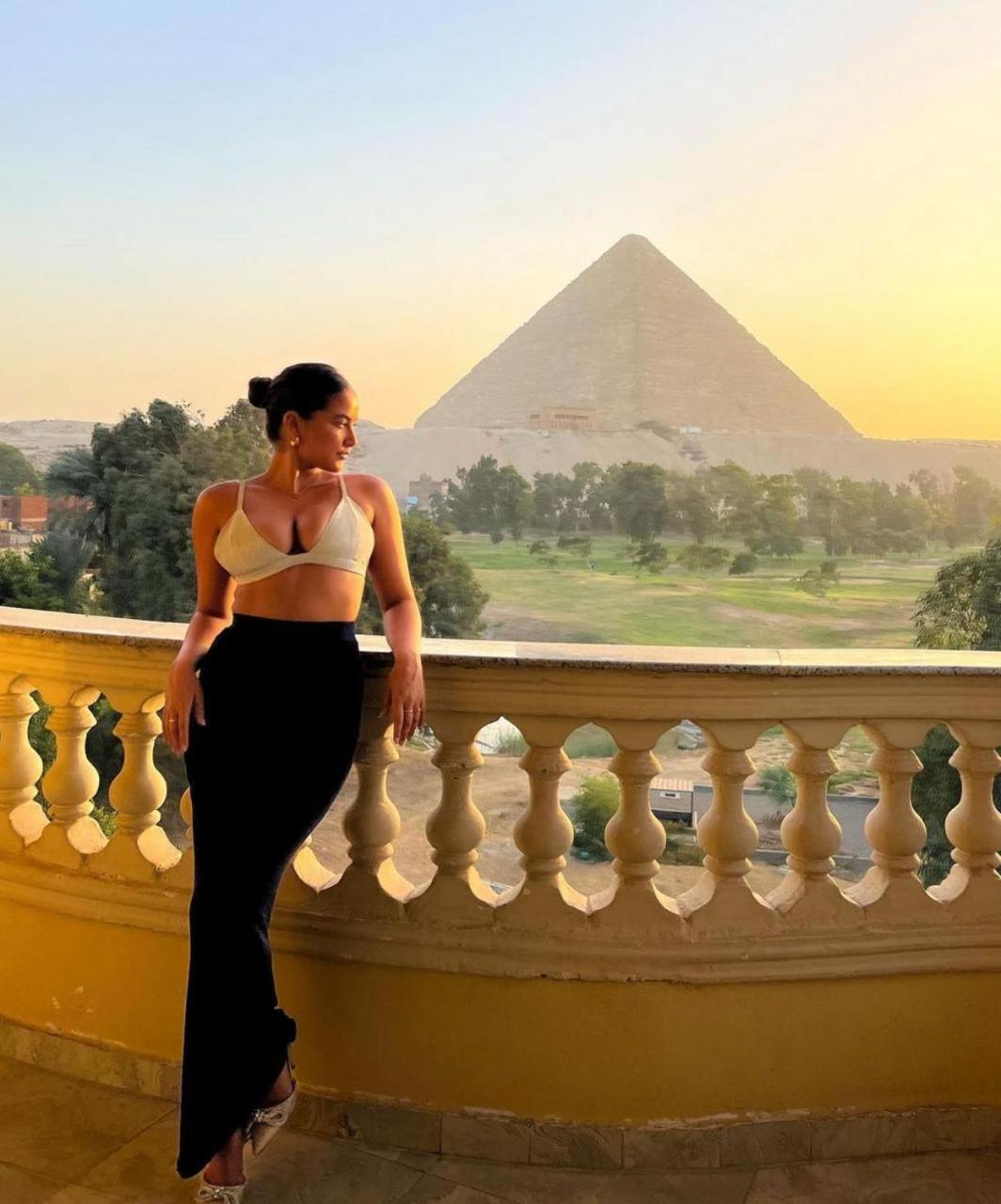 Pyramids Golf view suites