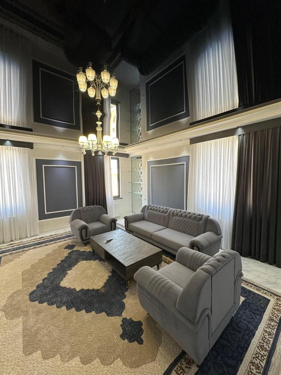 IDEAL Apartments