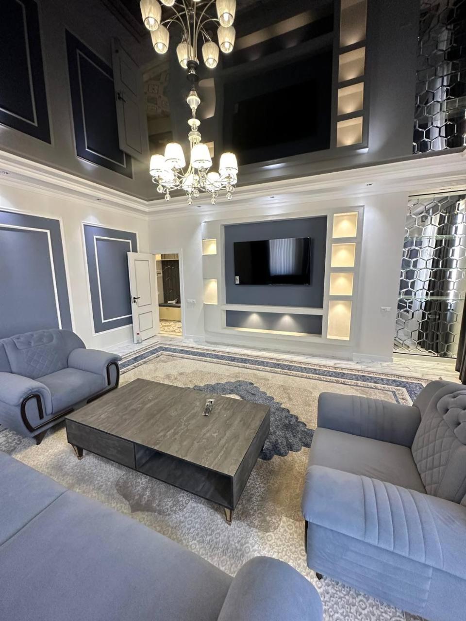 IDEAL Apartments