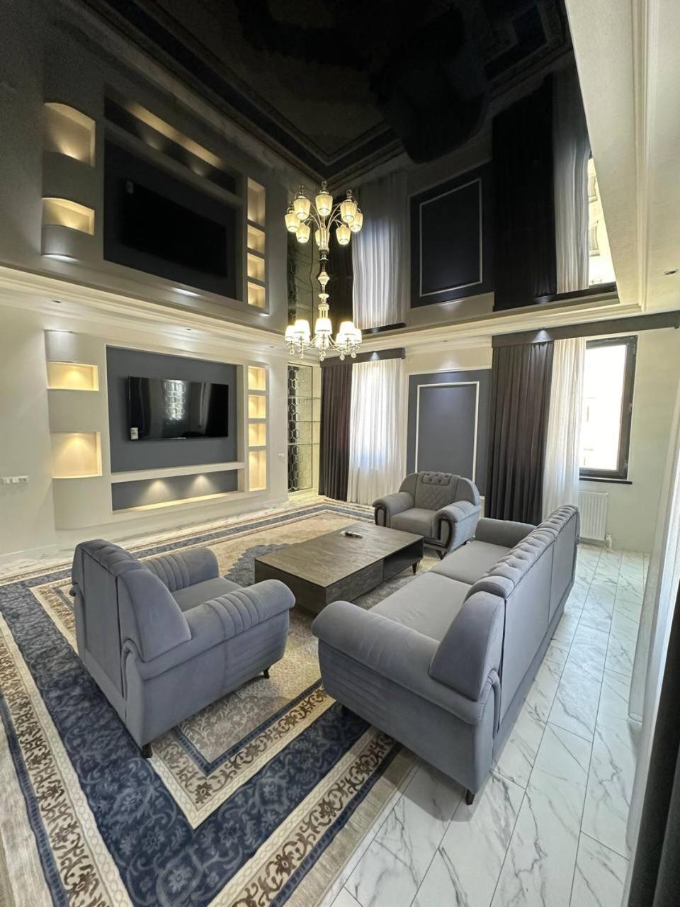 IDEAL Apartments