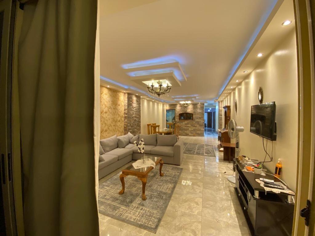 Pyramids Golf view suites