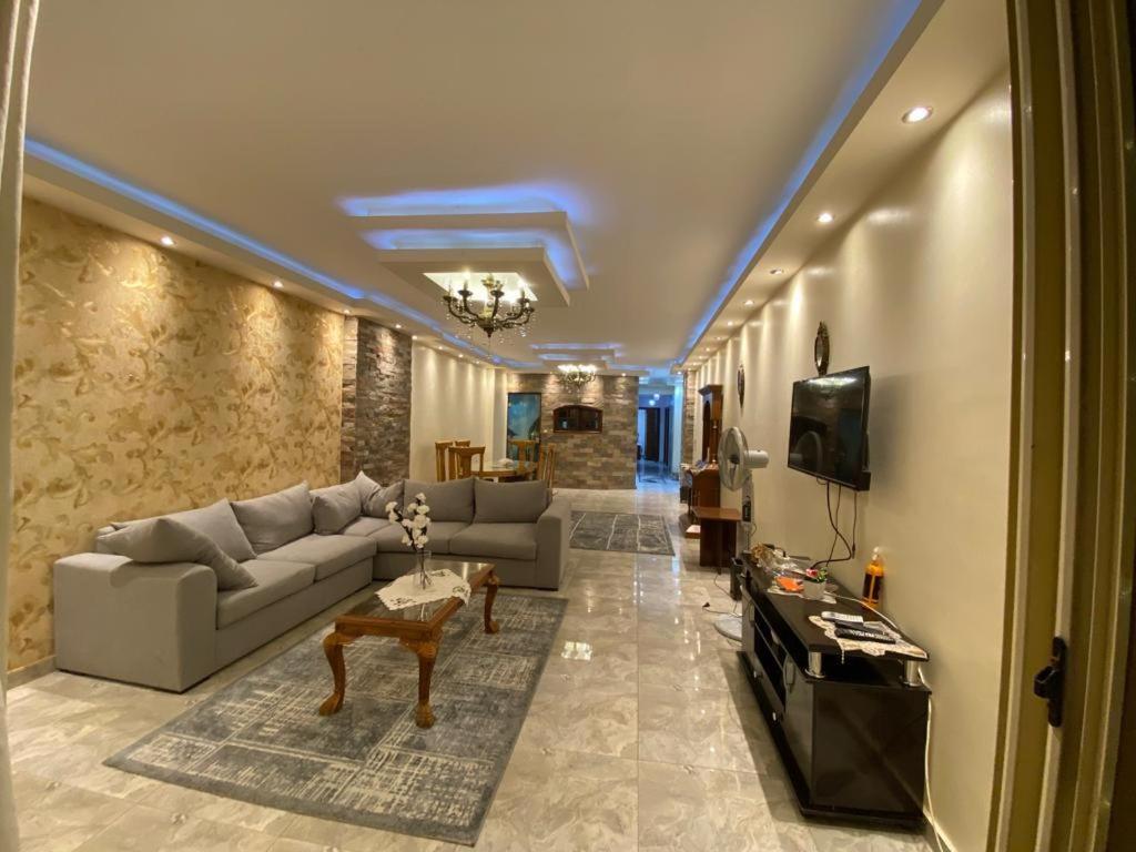 Pyramids Golf view suites