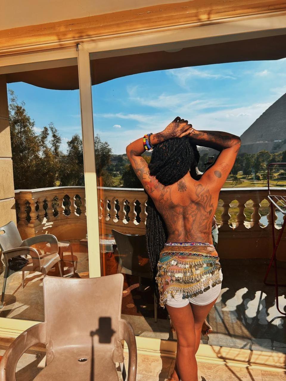 Pyramids Golf view suites